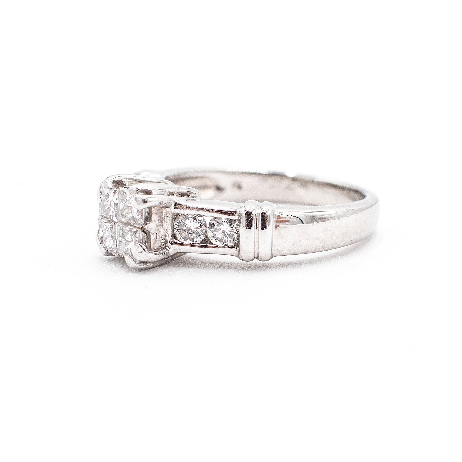 18k White Gold 1.2ctw Princess Cut Diamond Ring