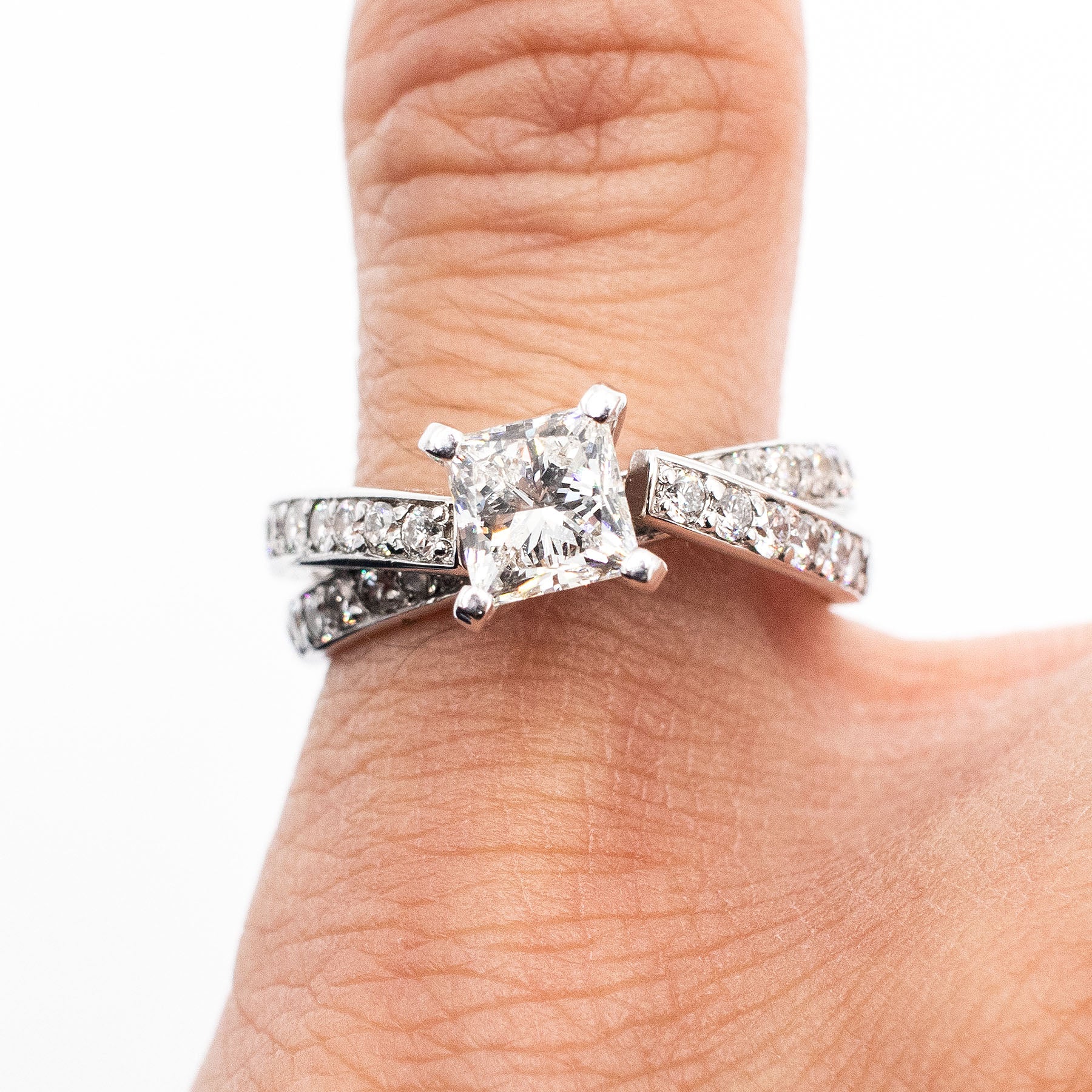 14k White Gold 0.77ctw Princess Cut Diamond Engagement Ring