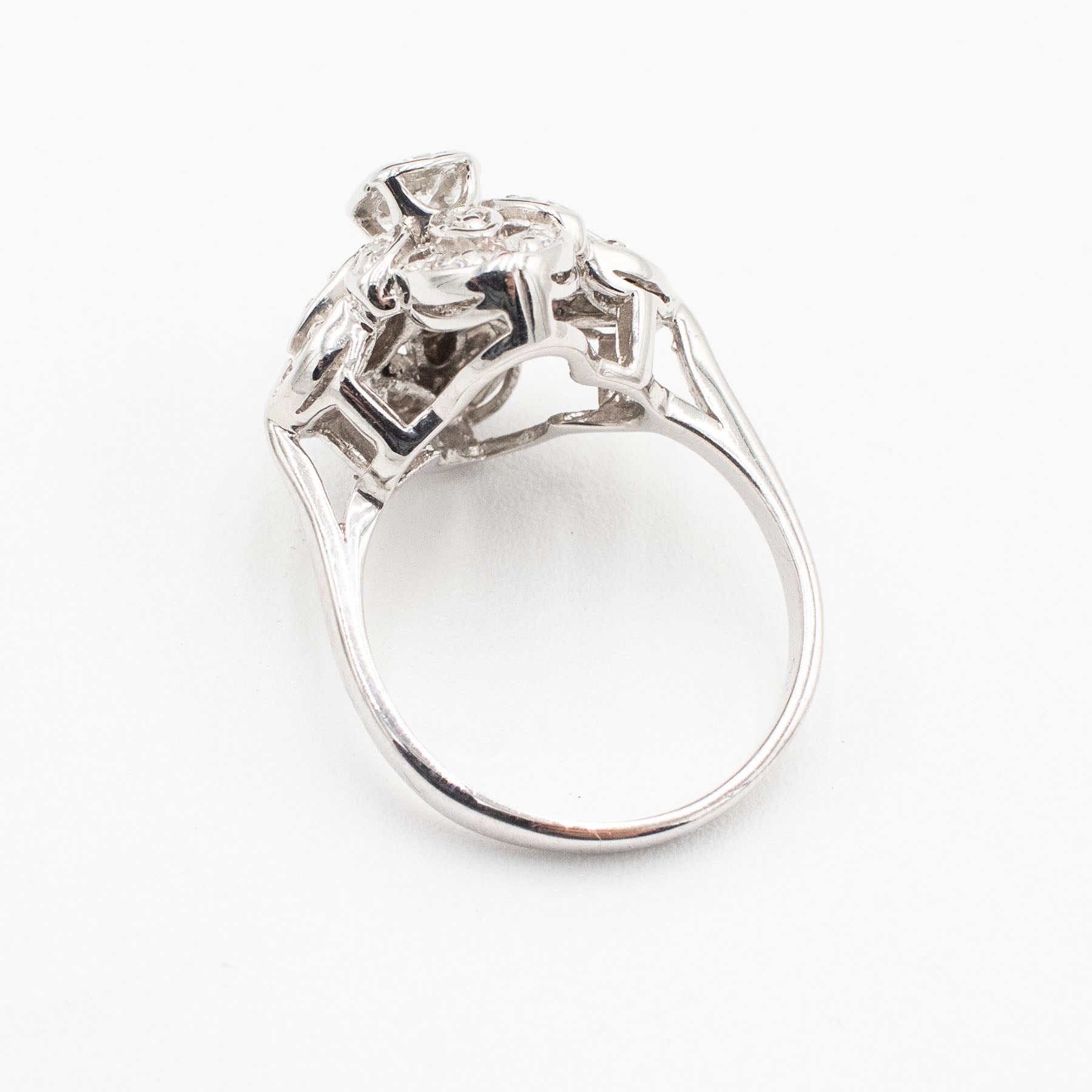 14k White Gold Flower Style Dome Diamond Ring