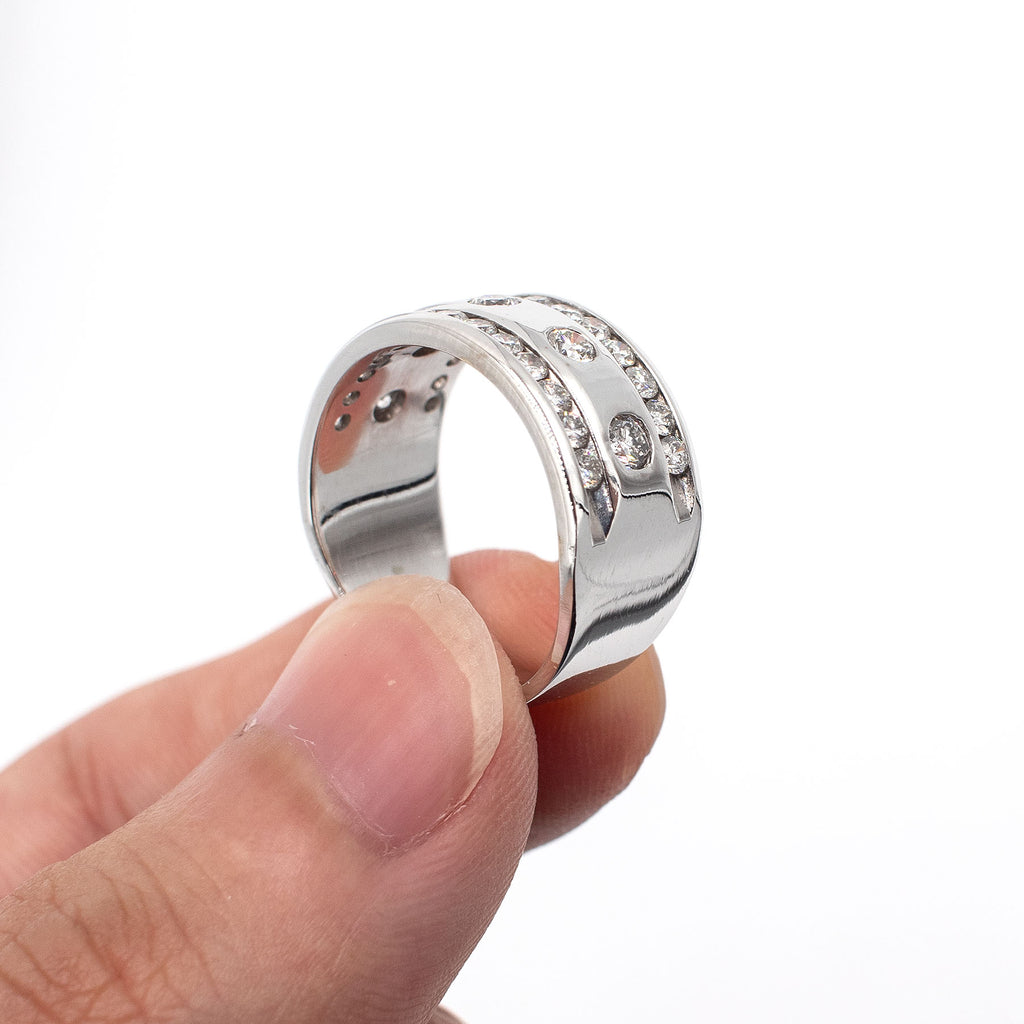 14k White Gold 0.50ctw Round Cut Diamond Pave Wide Ring