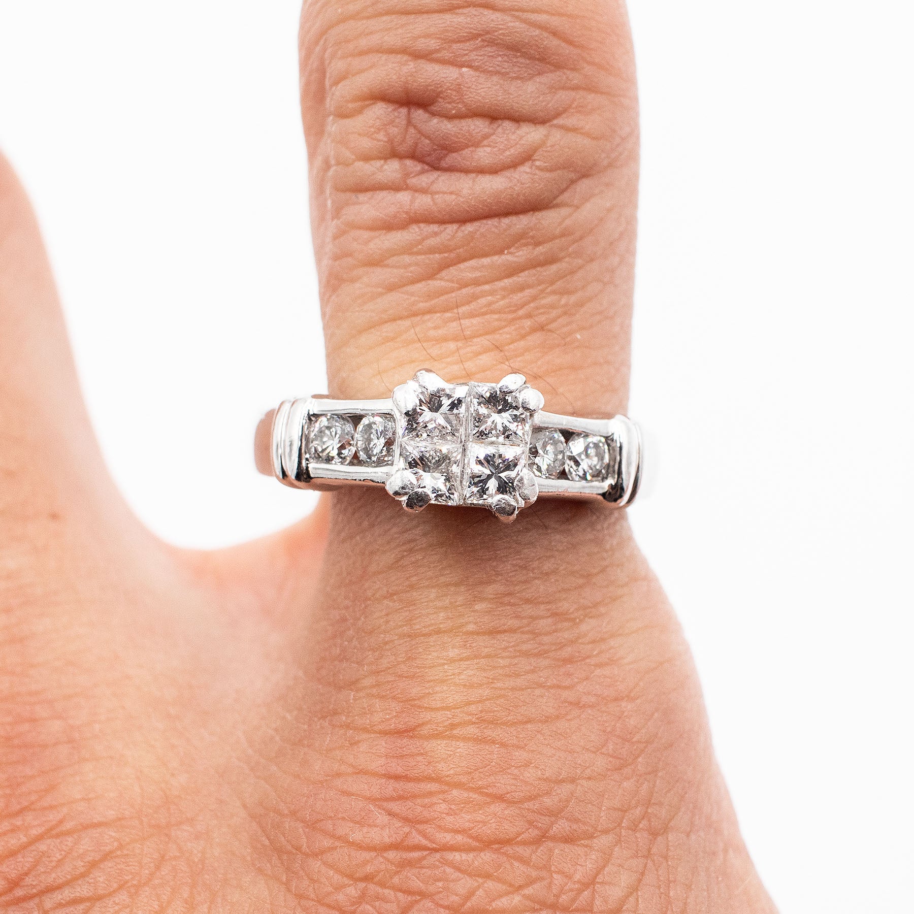 18k White Gold 1.2ctw Princess Cut Diamond Ring