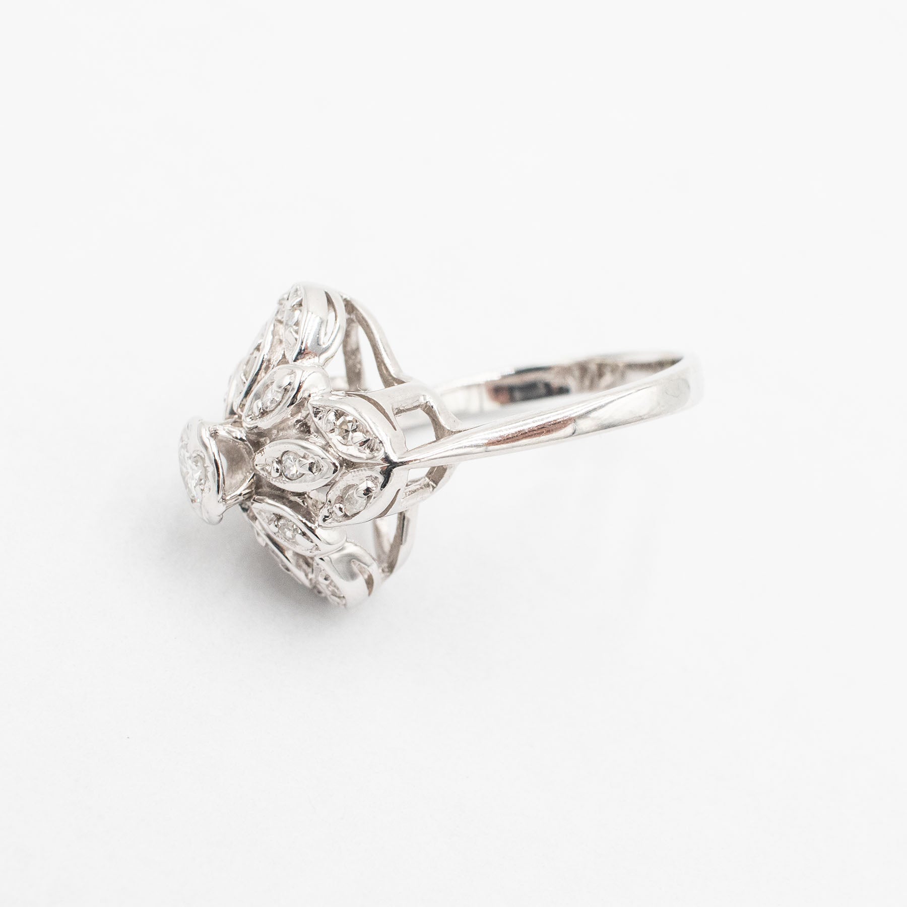 14k White Gold Flower Style Dome Diamond Ring