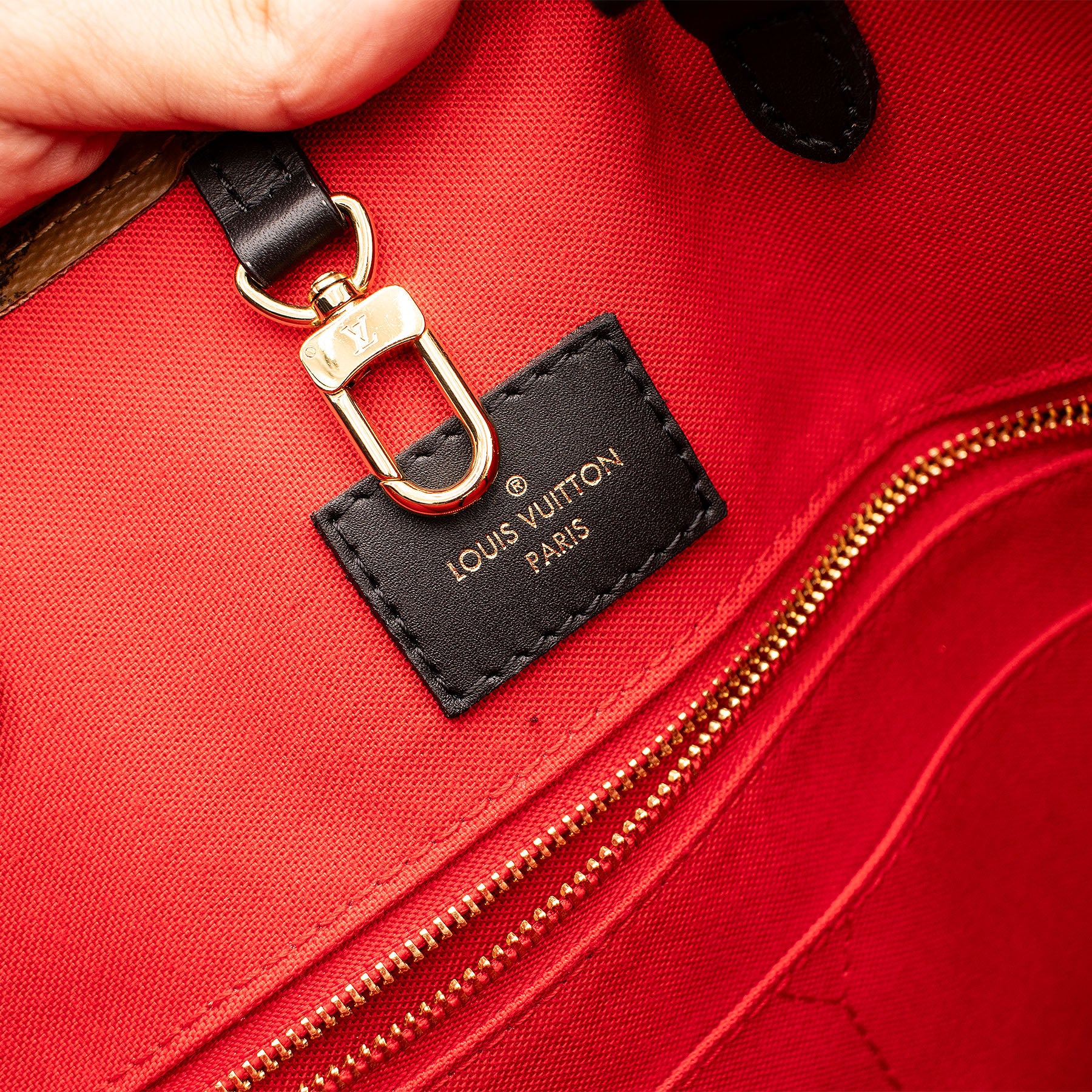 Louis Vuitton On The Go Monogram Reverse MM Handbag