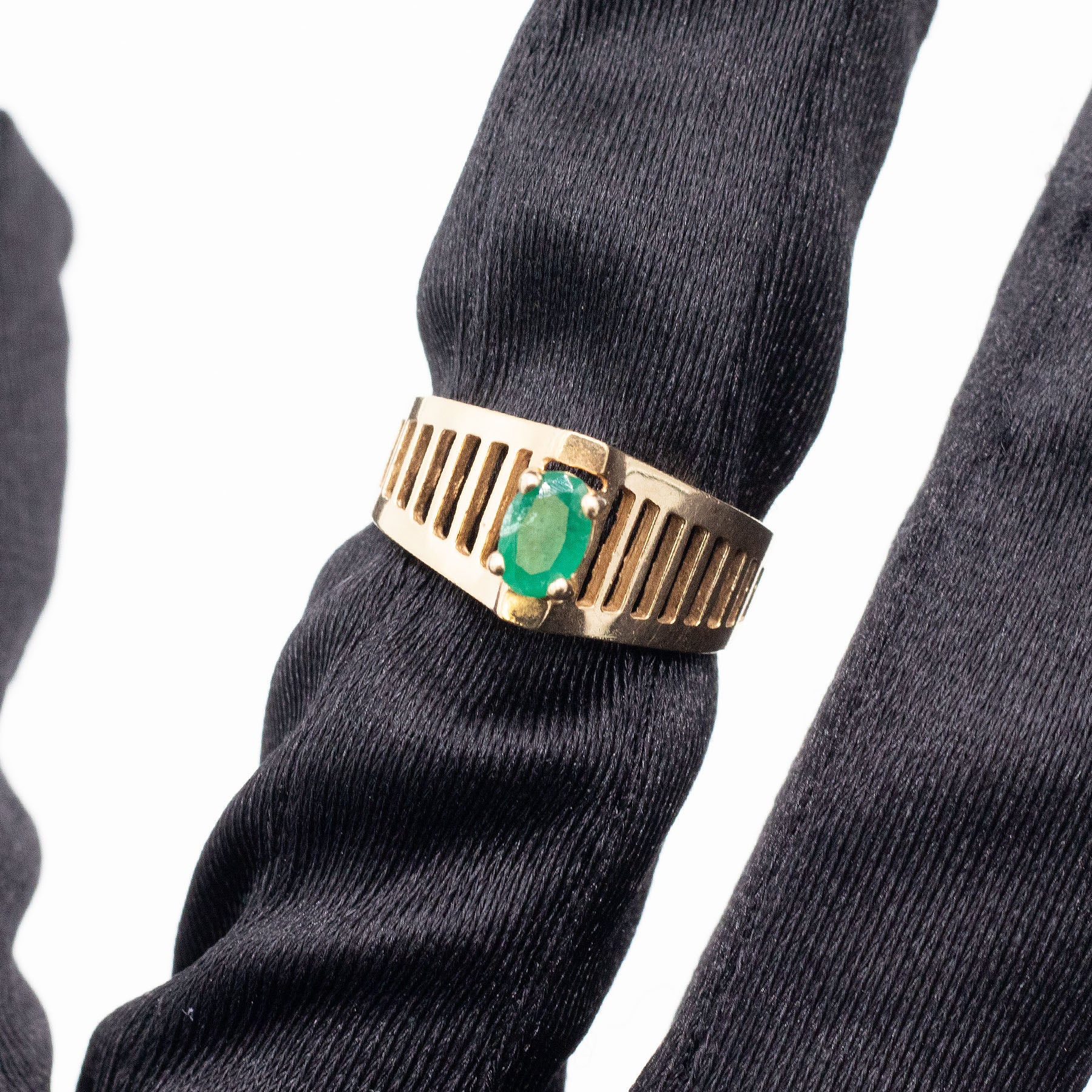 14k Yellow Gold Oval Cut Emerald Open Work Ring