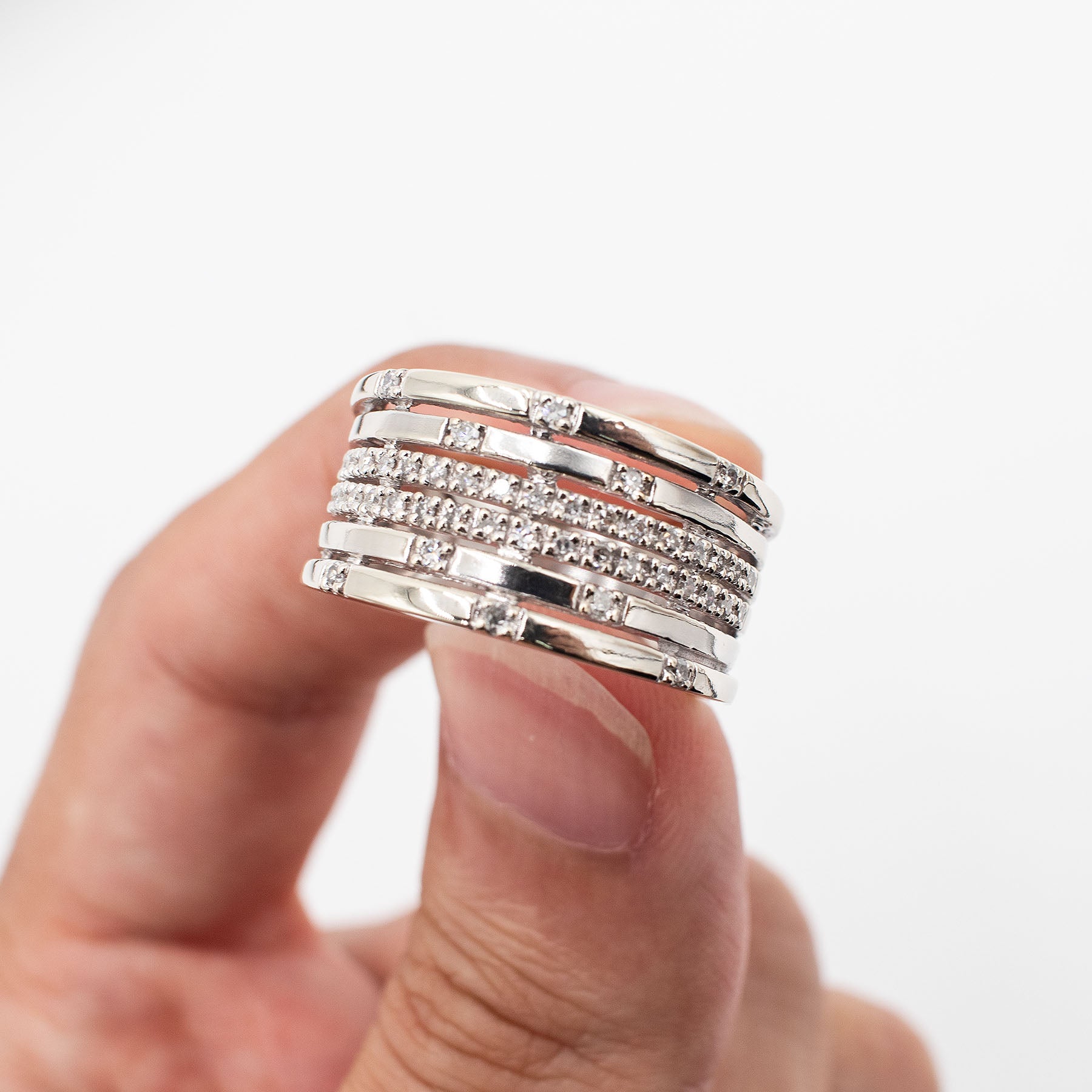 14k White Gold 0.50ctw Round Cut Diamond Pave Wide Ring