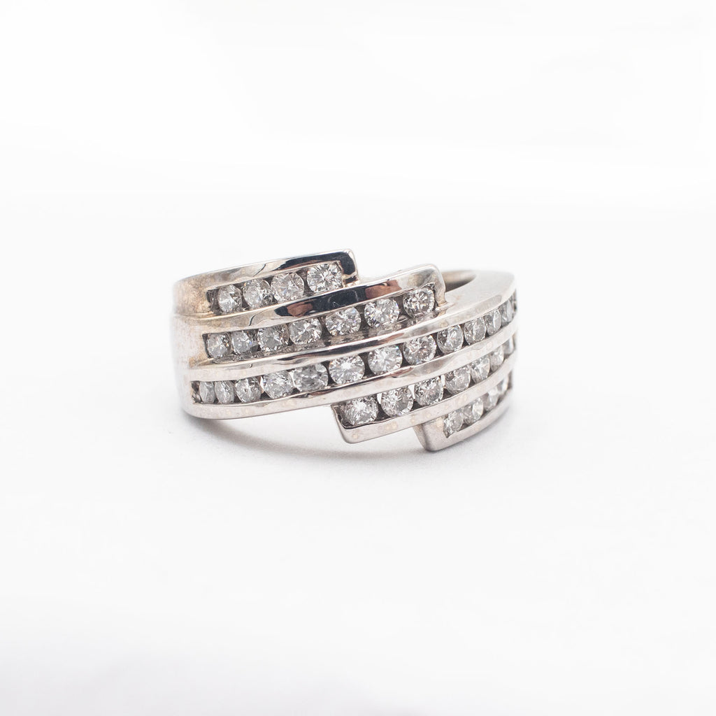 14k White Gold 1ctws Round Cut Diamond 5 Row Ring