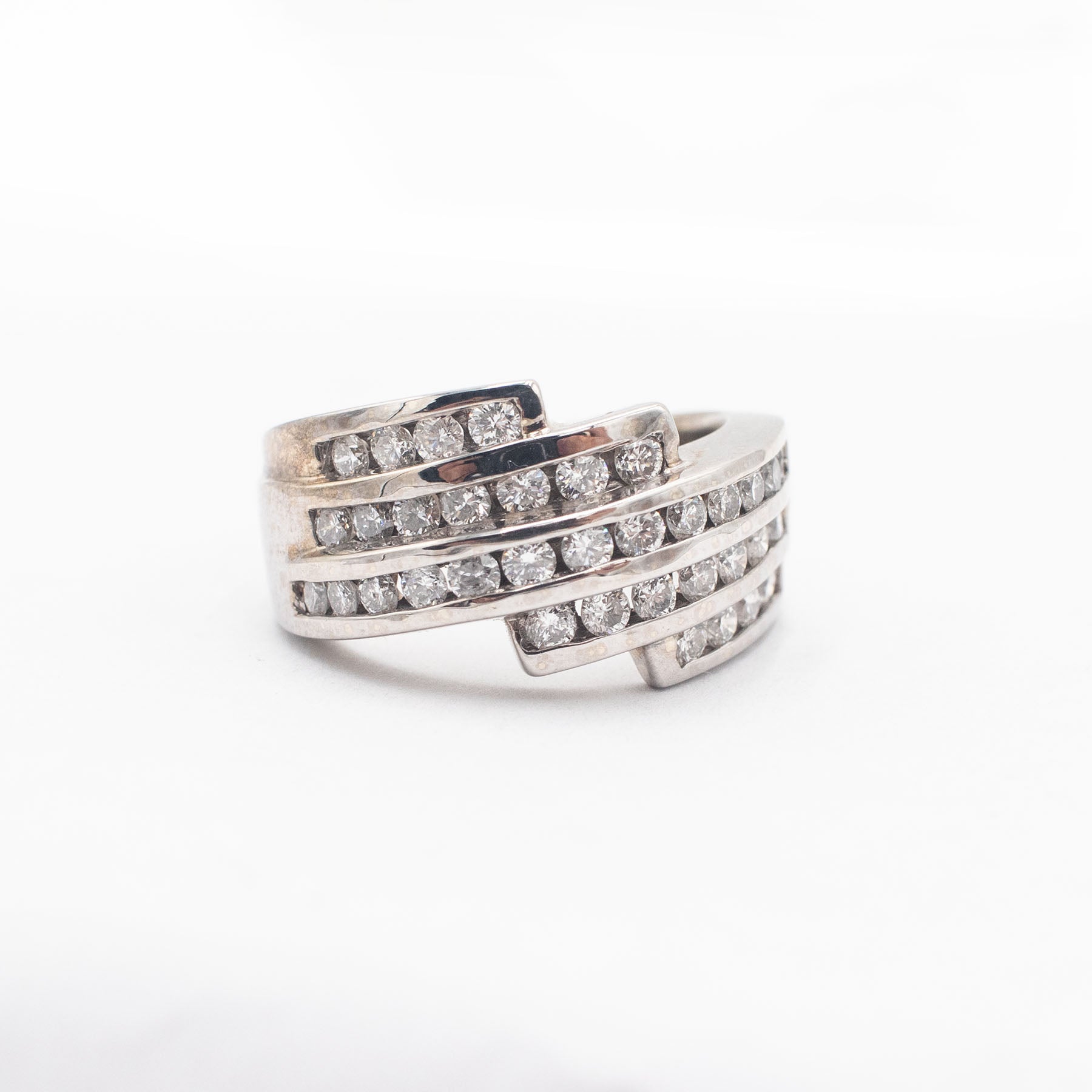 14k White Gold 1ctws Round Cut Diamond 5 Row Ring