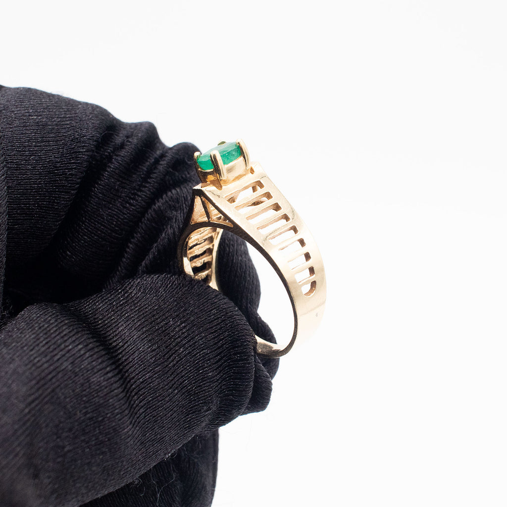 14k Yellow Gold Oval Cut Emerald Open Work Ring