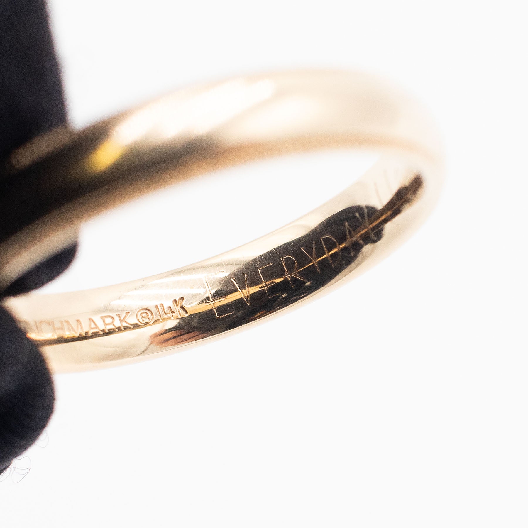 14k Yellow Gold 4mm Mens Wedding Band With Inner Phrase