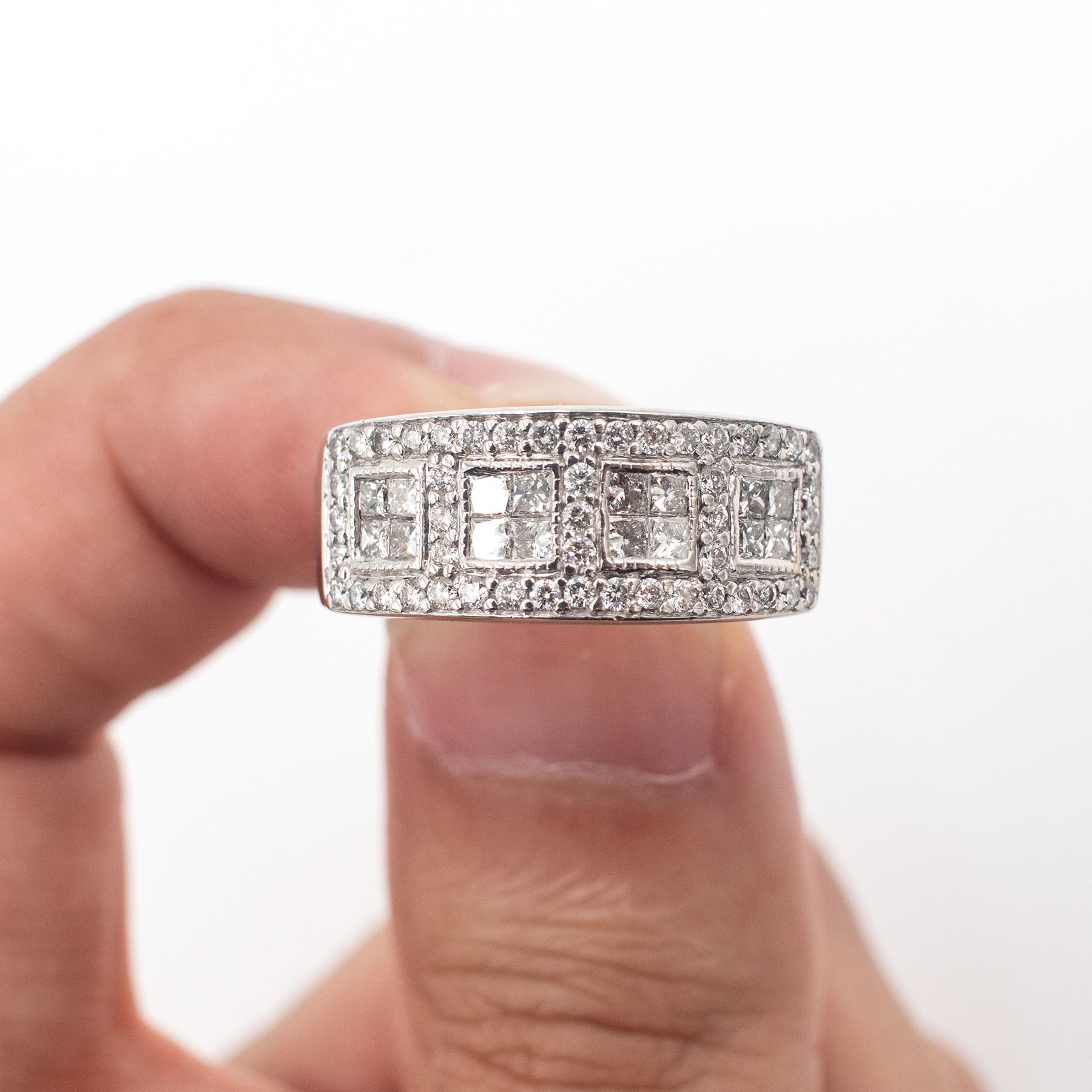 14k White Gold 1.50ctw Round & Princess Cut Diamond Pave Ring