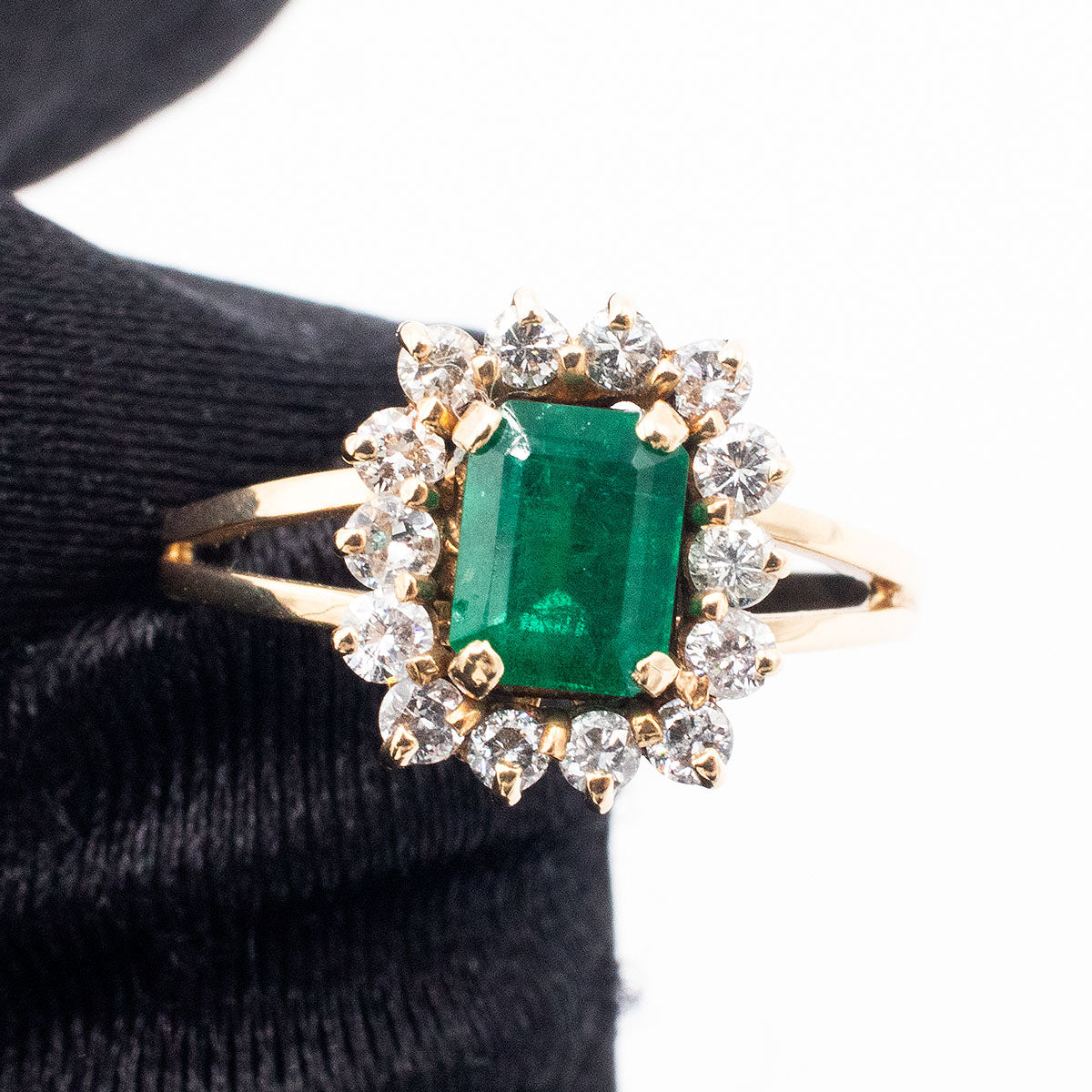14k Yellow Gold Emerald Center Diana Style Ring With Diamonds