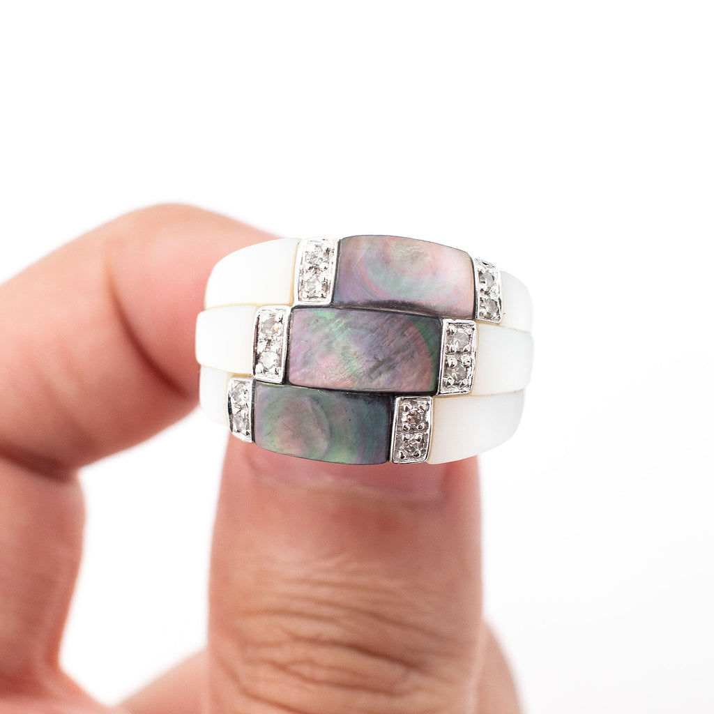 18k White Gold 0.12ctw Diamond Mother of Pearl Wide Ring