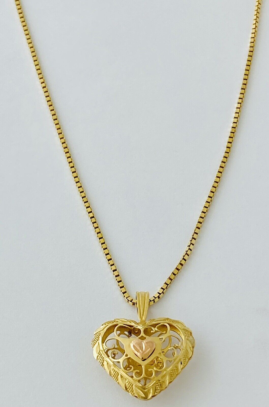 14kt Yellow Gold Box Link Chain with Heart Pendent