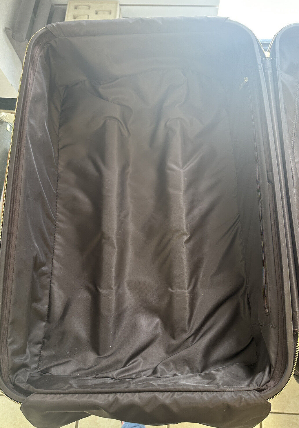 Louis Vuitton Monogram Zephyr 70 Rolling Travel Luggage Bag (Read Description)