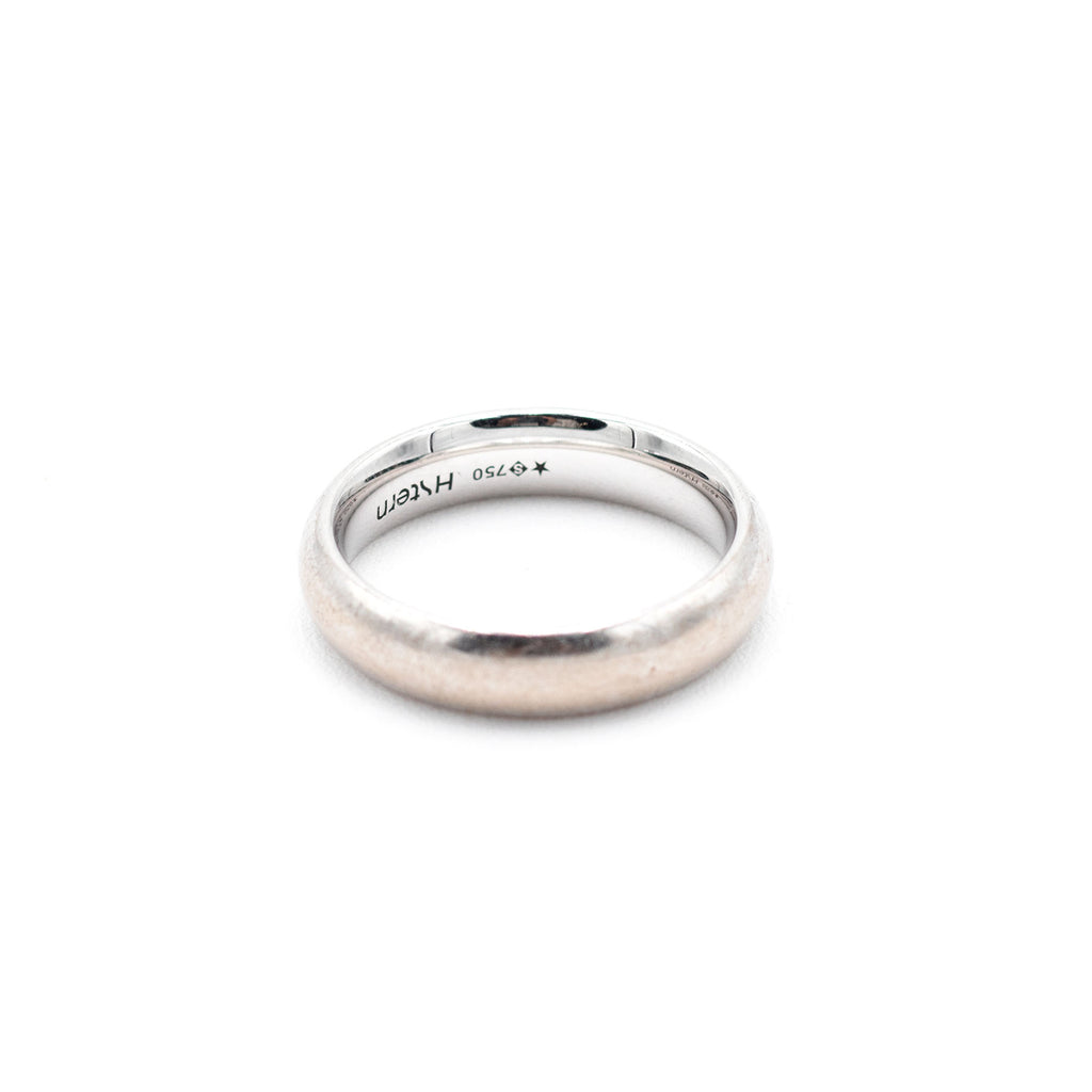 18k White Gold Smooth Mens Wedding Band
