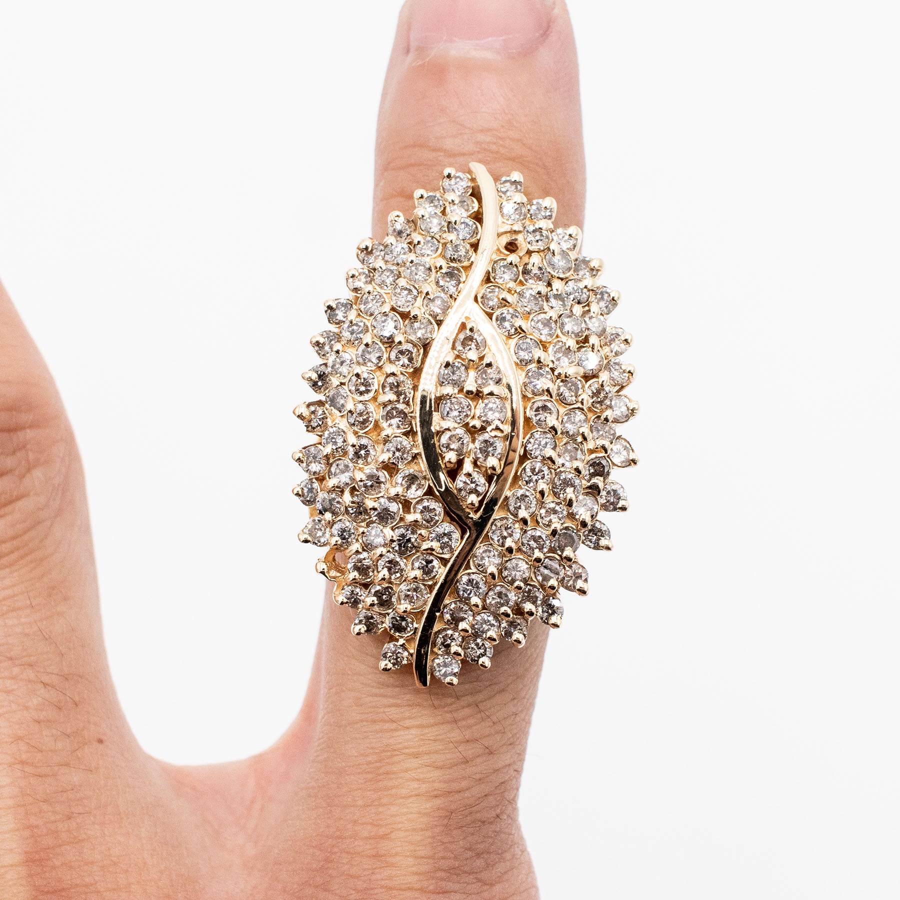 14k Yellow Gold Round Diamond Vintage Shield Ring