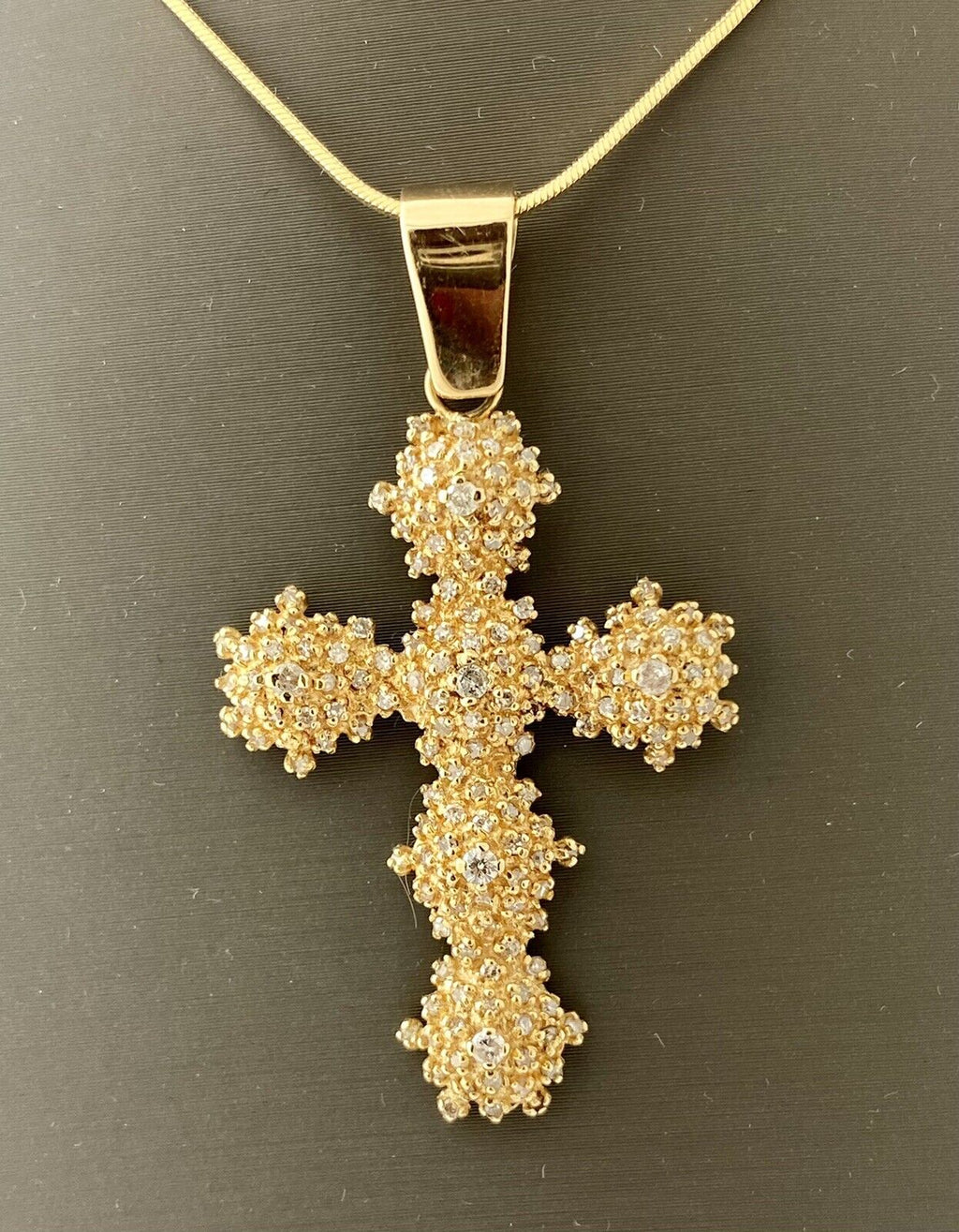 18kt Yellow Gold Snake Style Chain With Diamond Cross Pendant