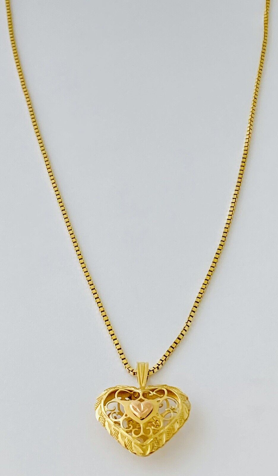 14kt Yellow Gold Box Link Chain with Heart Pendent