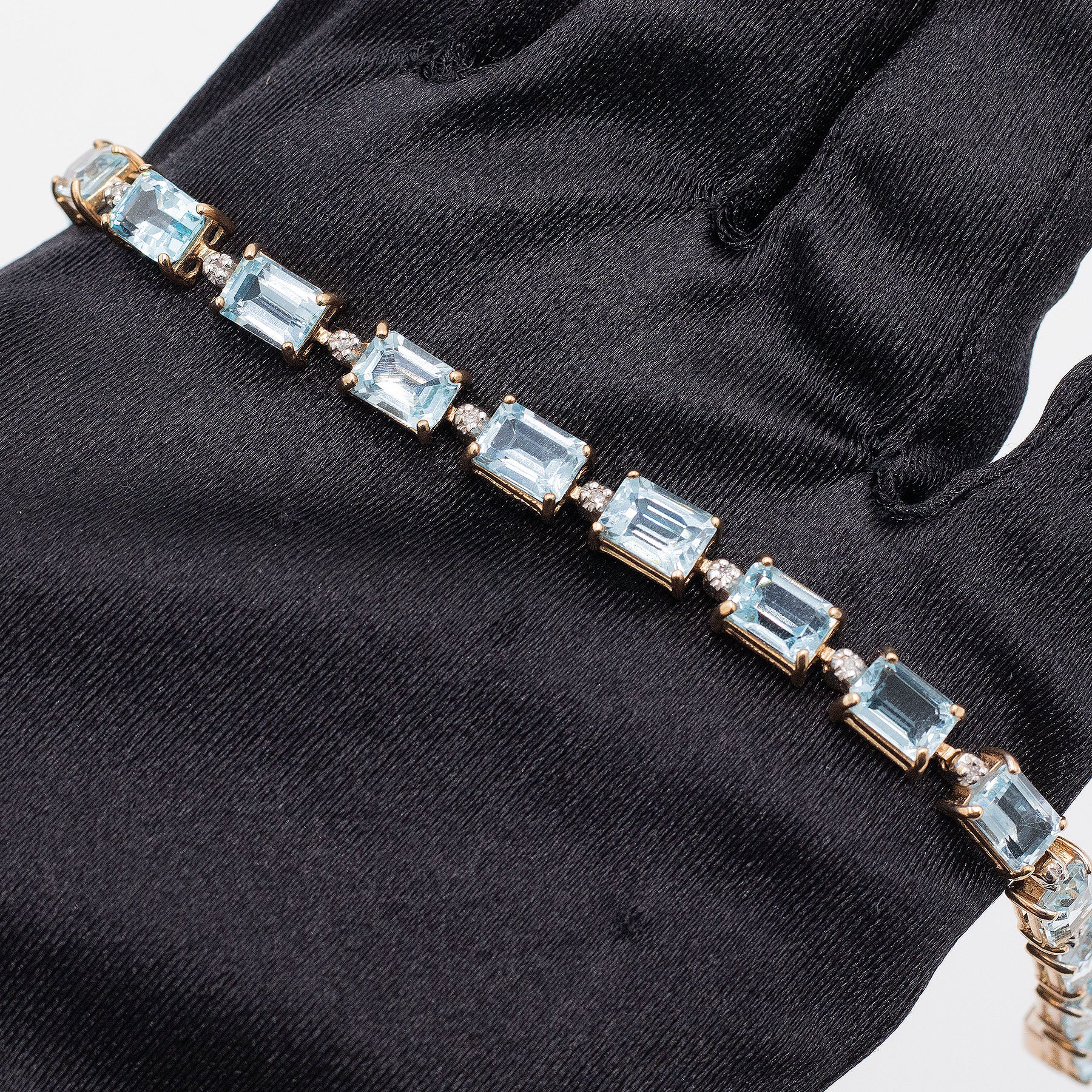 14k Yellow Gold Blue Topaz & Diamond Link Ladies Bracelet