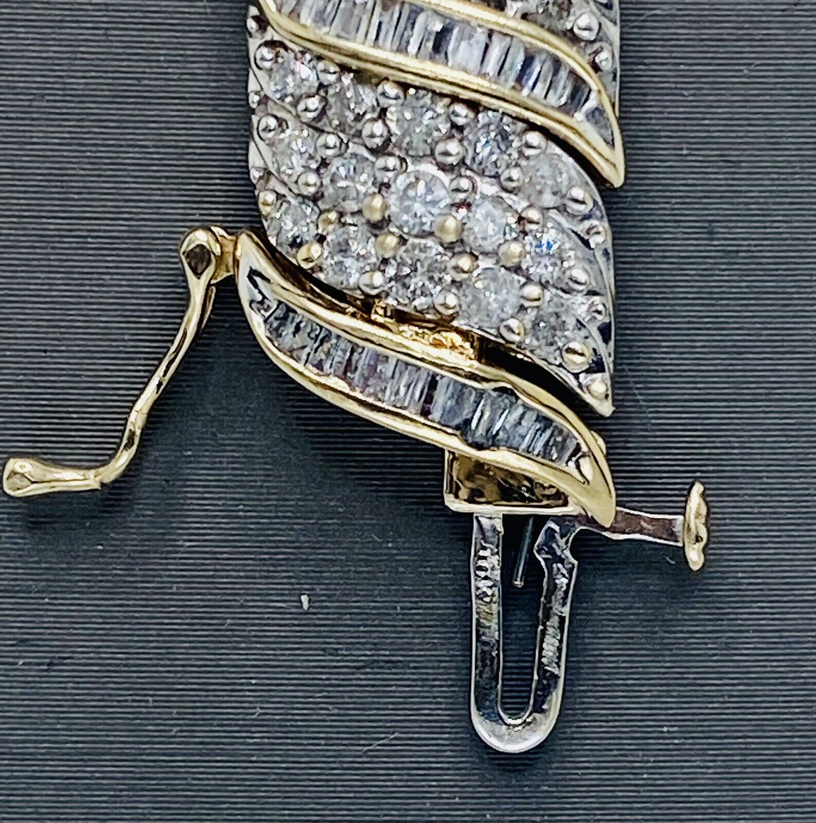 10kt Yellow Gold , Round and Baguette Diamond Station Bracelet