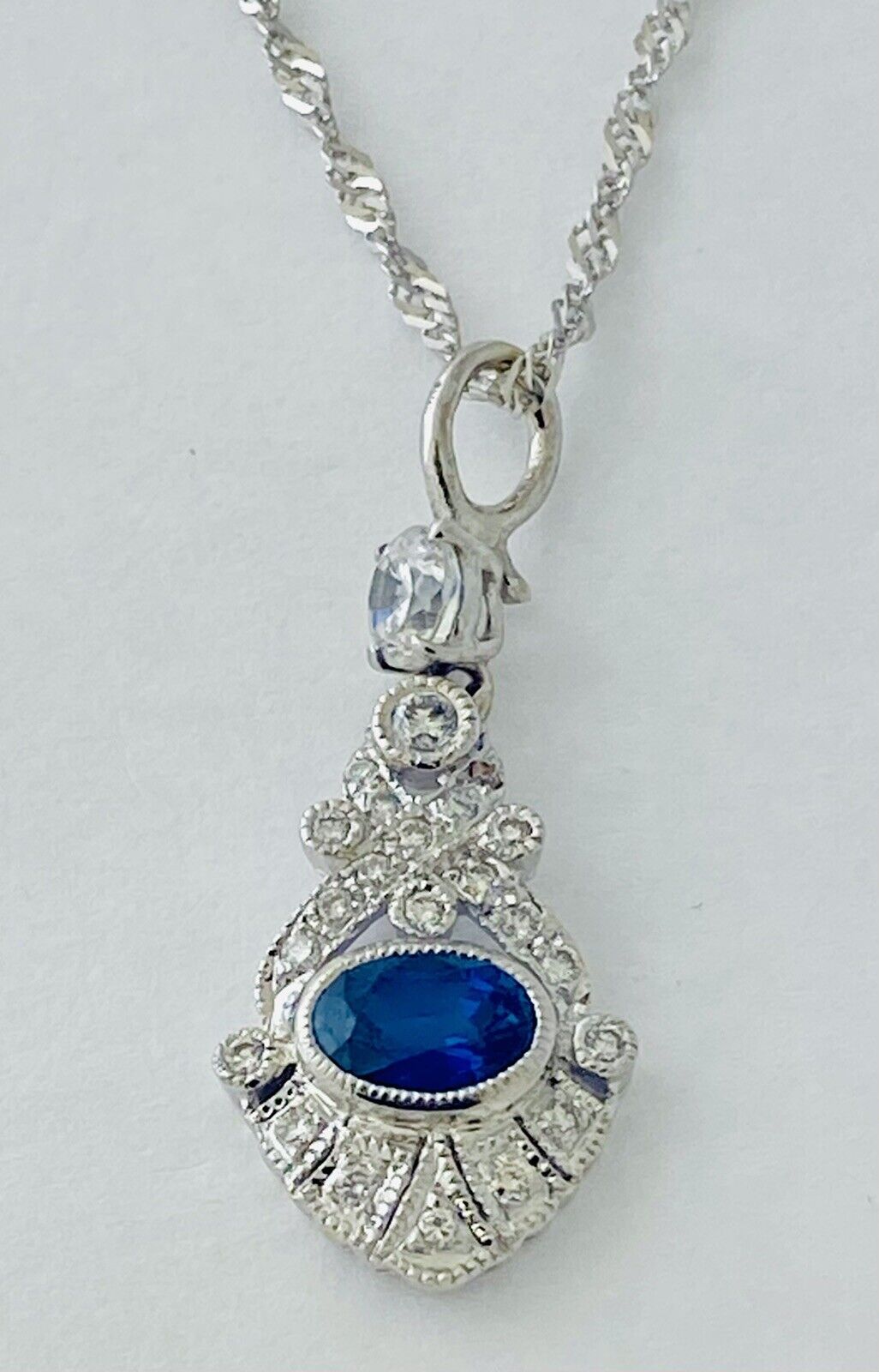 18kt White Gold Diamond & Sapphire Pendent with 14kt White Gold Chain