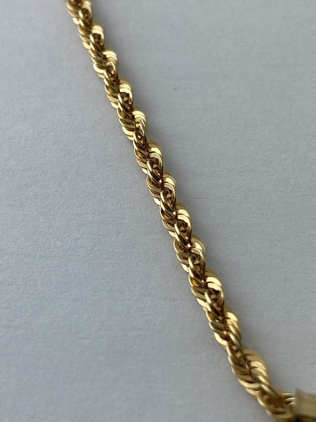 10kt Yellow Gold Rope Chain with Oval Moses Pendent