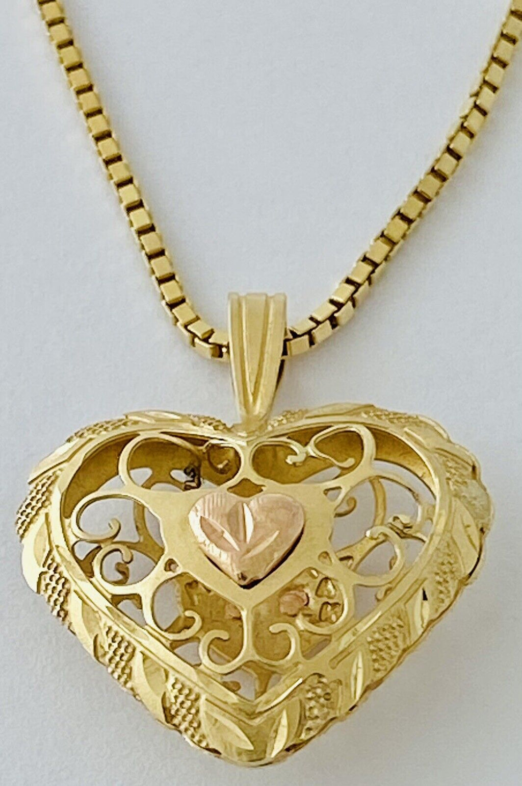 14kt Yellow Gold Box Link Chain with Heart Pendent