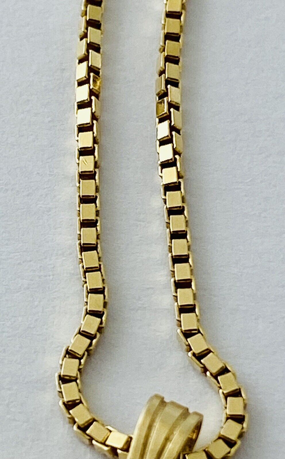 14kt Yellow Gold Box Link Chain with Heart Pendent