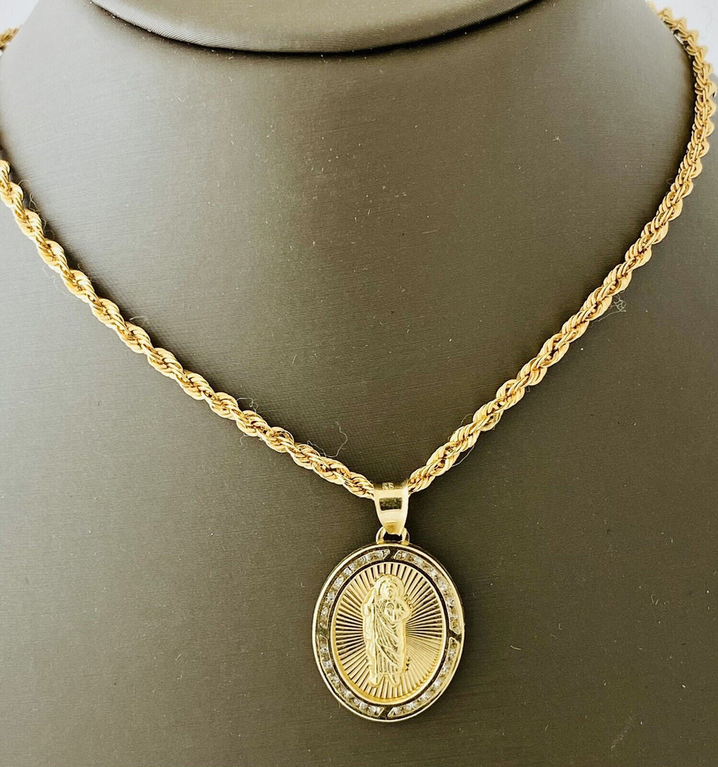 10kt Yellow Gold Rope Chain with Oval Moses Pendent
