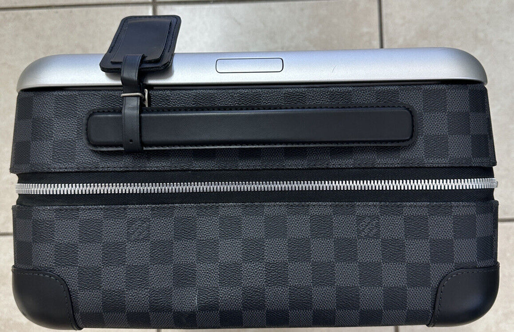 Louis Vuitton Horizon 55 Carry on Luggage - Damier Graphite