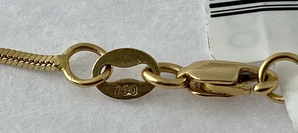 18kt Yellow Gold Snake Style Chain With Diamond Cross Pendant