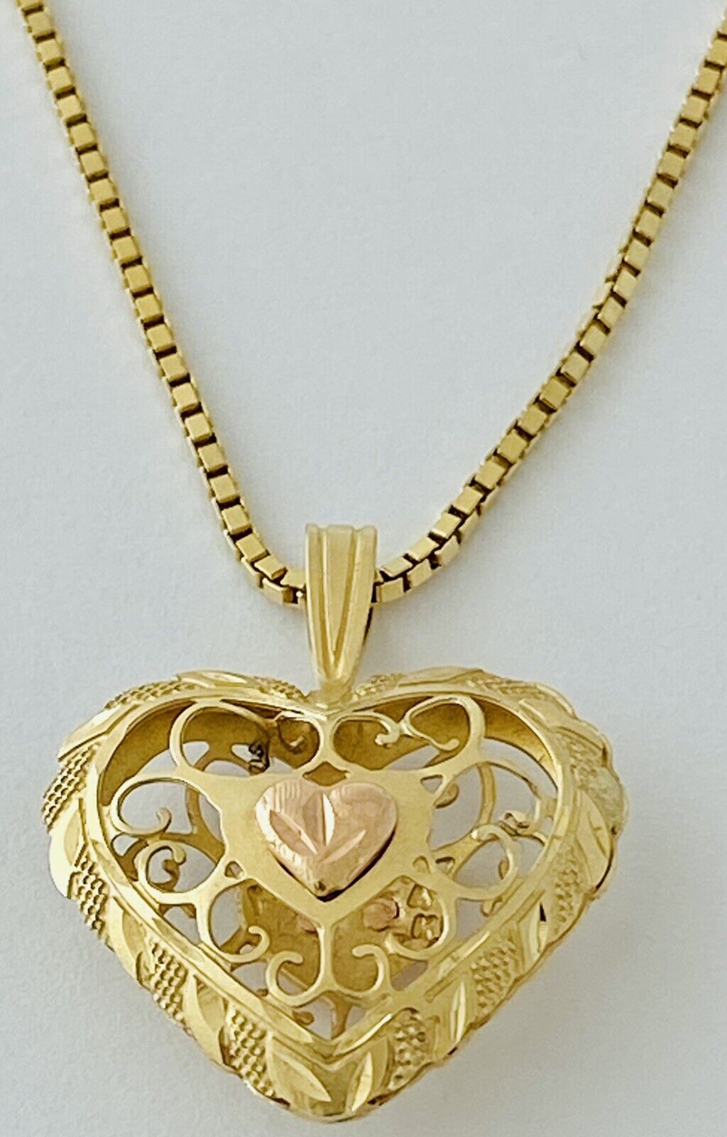 14kt Yellow Gold Box Link Chain with Heart Pendent