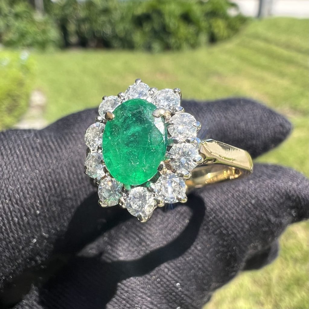 14k Yellow Gold Emerald Ring w/ Diamonds