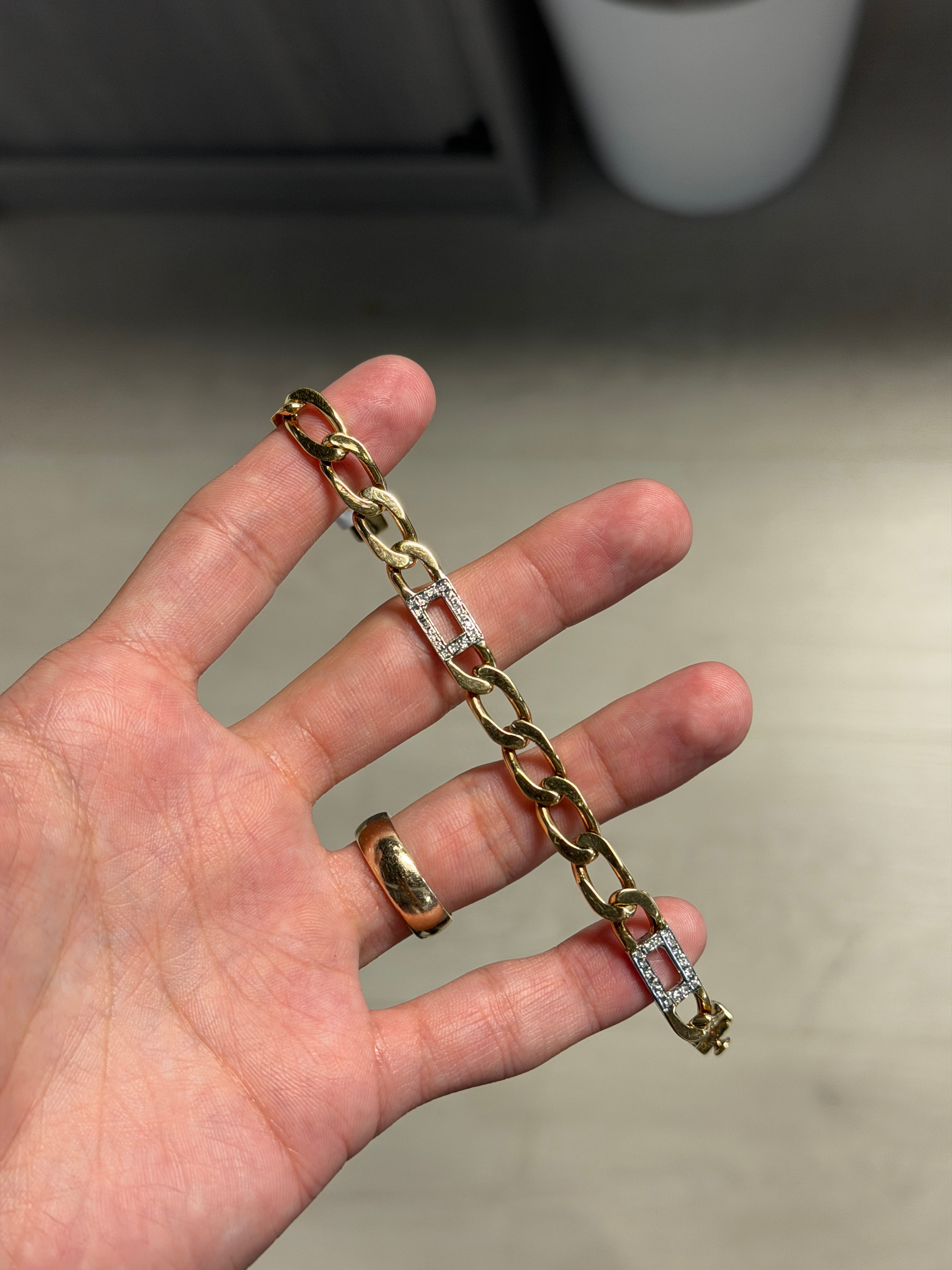 18k Yellow Gold 7mm Diamond Station Cuban Chain Bracelet