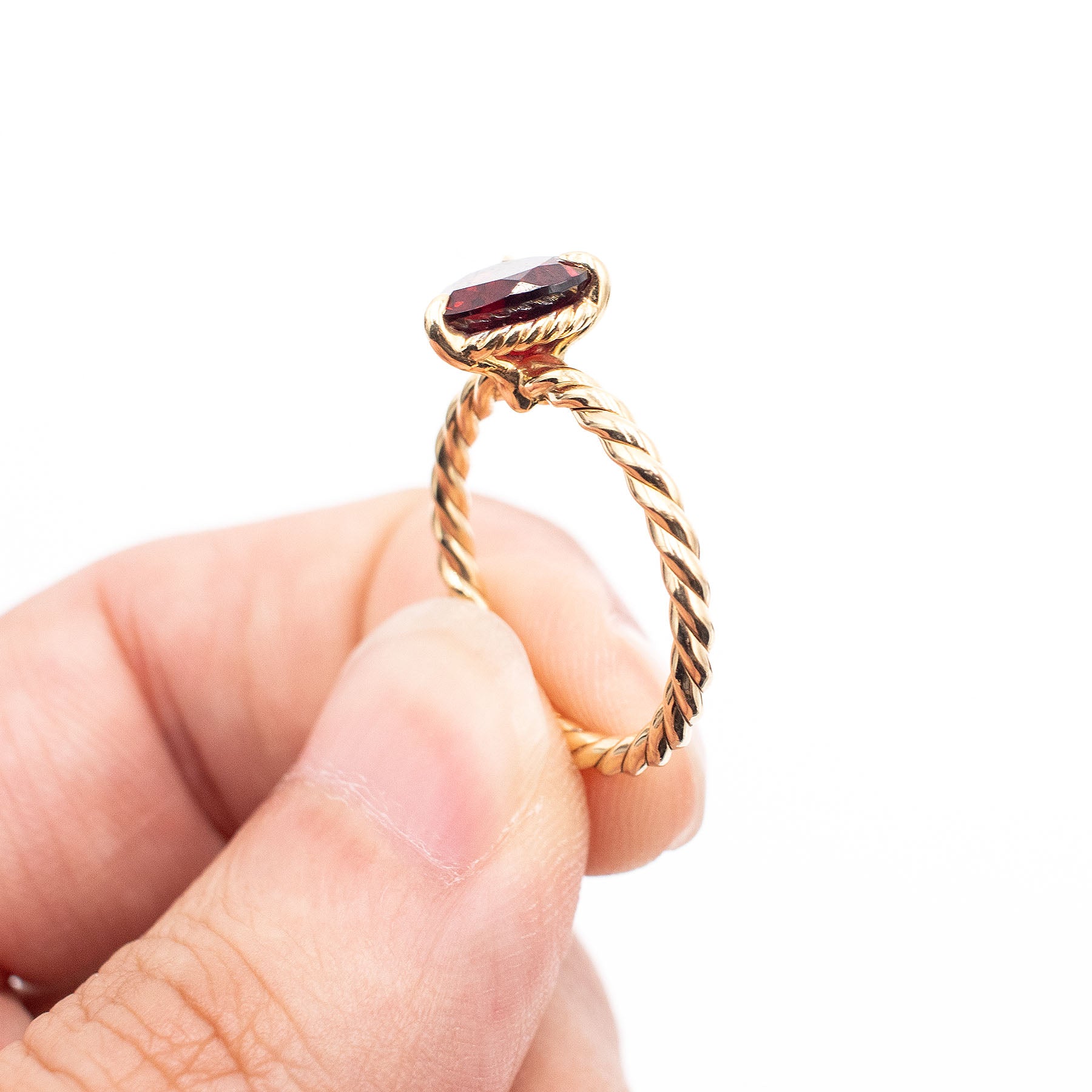 David Yurman Yellow Gold Red Heart Gemstone Ring