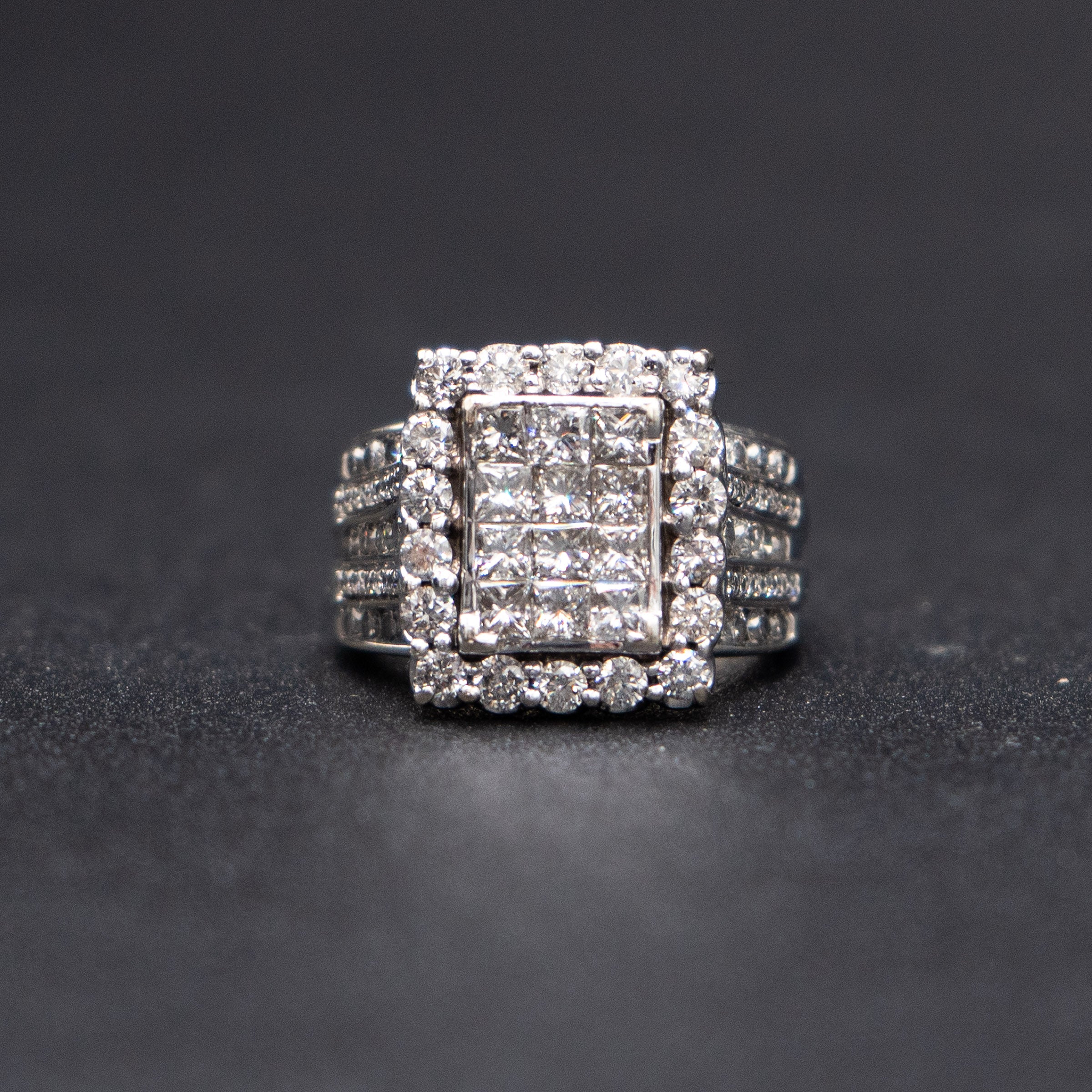 14k White Gold Invisible Set Diamond Pave Ring