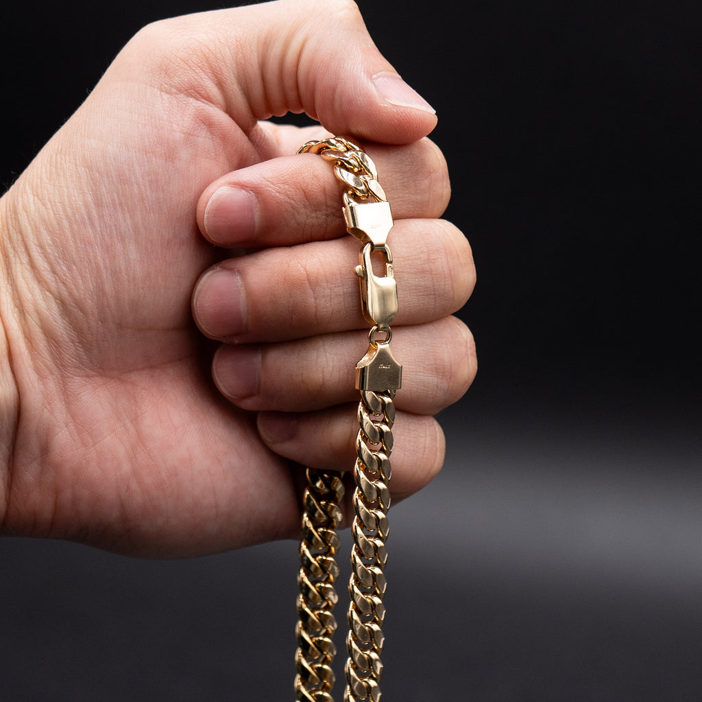 10k Yellow Gold 22 inch Cuban Link Chain Necklace