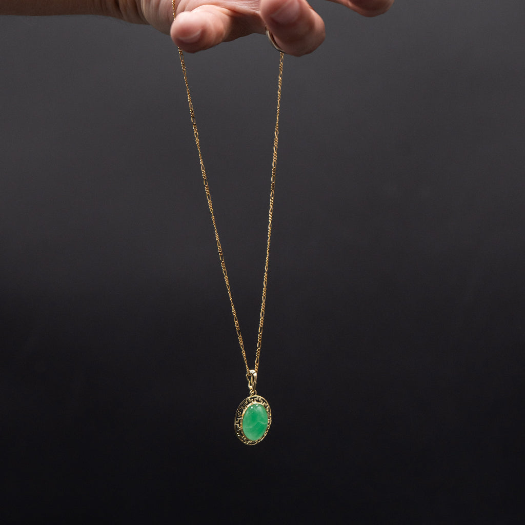 14k Yellow Gold Oval Jade Pendant Necklace