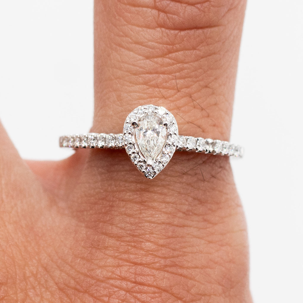 14k White Gold Disney Enchanted Merida Pear Shape Diamond Ring