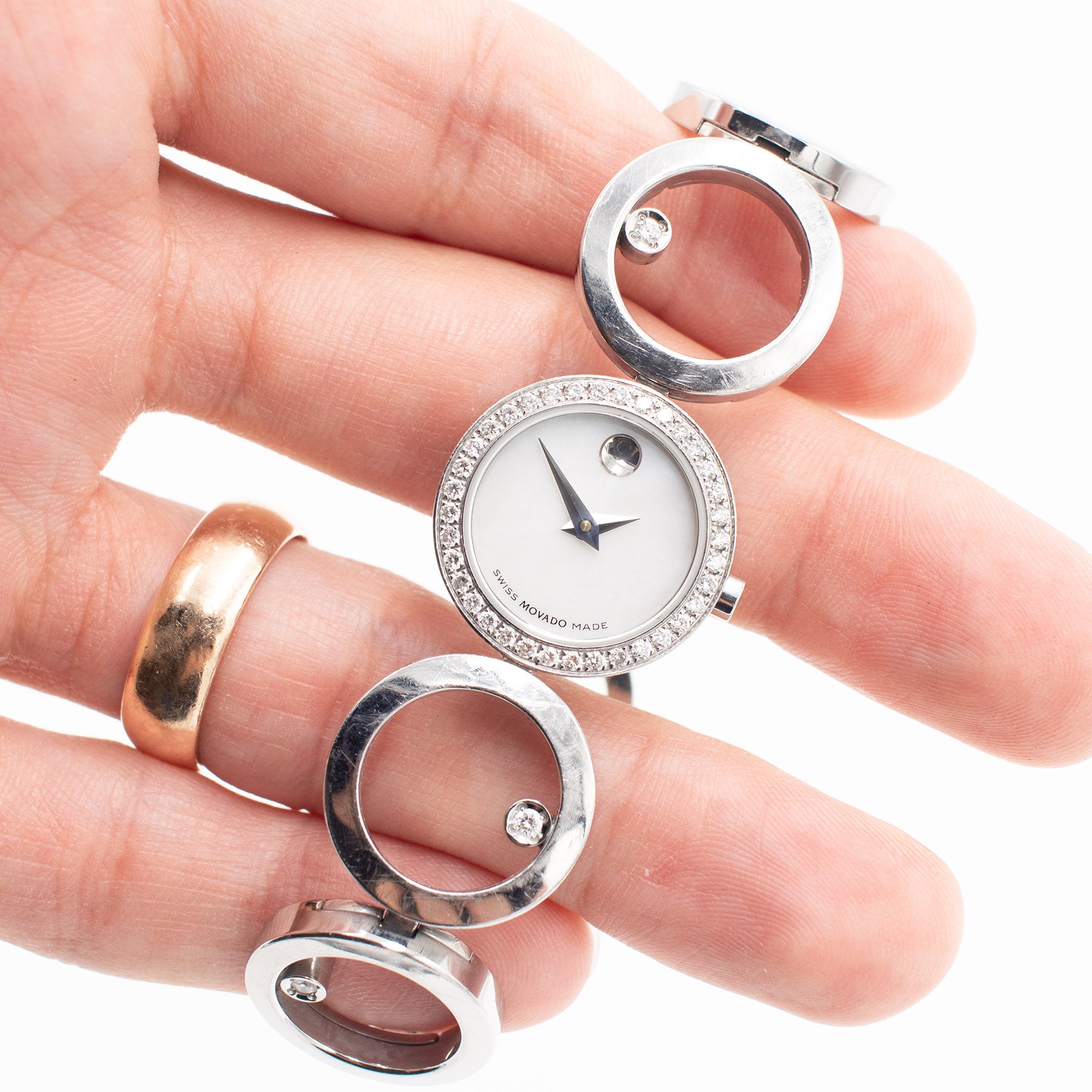 Movado Ono Ladies Diamond Accent Mother of Pearl Diamond Watch