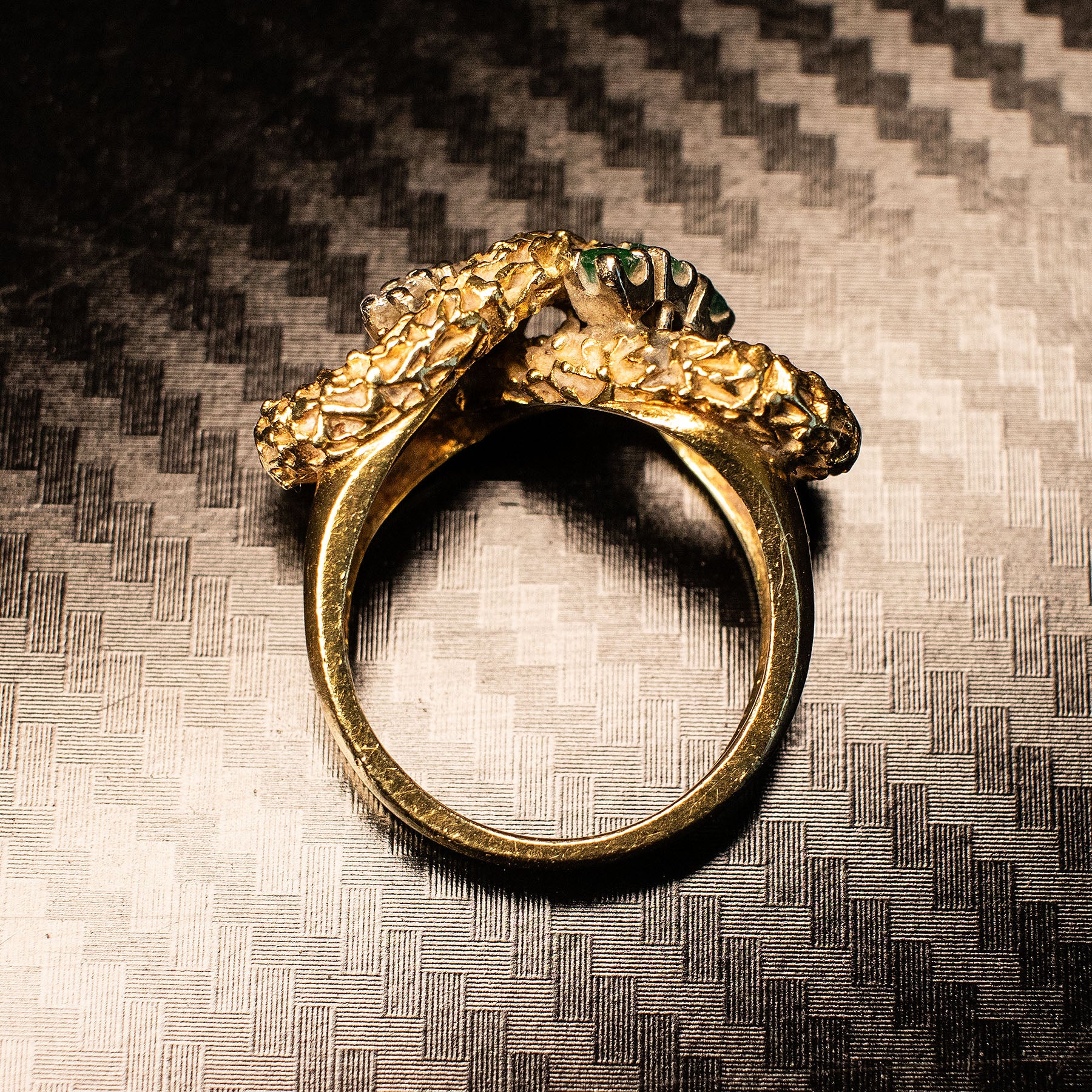 14k Yellow Gold Round Diamond & Emerald Infinity Vintage Ring