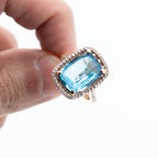 14k Yellow Gold Blue Center Stone Diamond Halo Ring