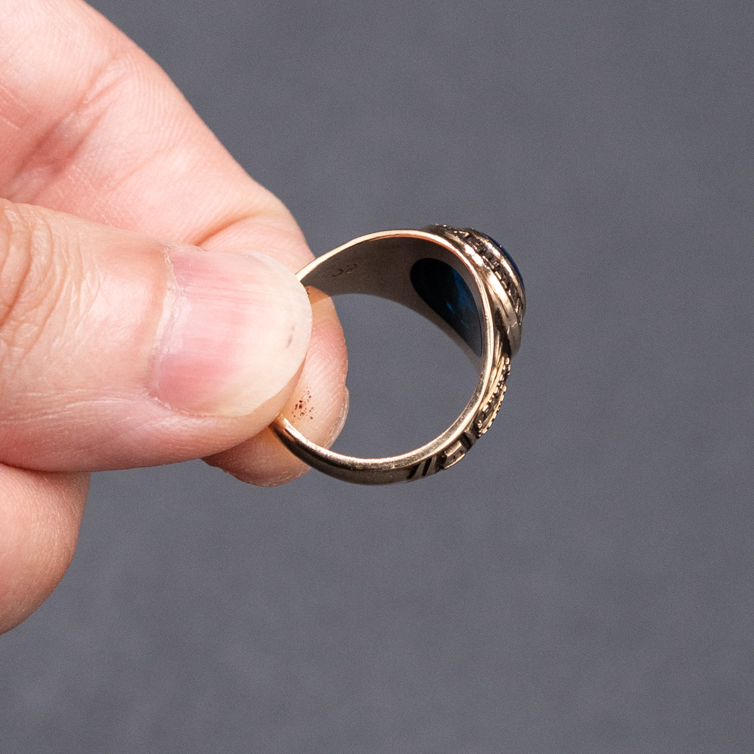 10k Yellow Gold Oneida Highschool Ring