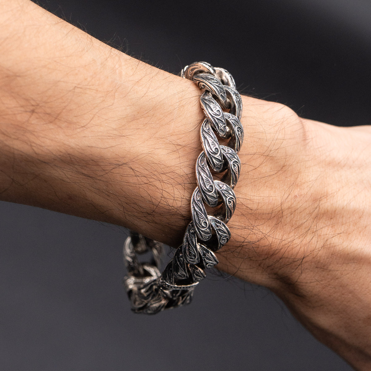 Scott Kay Guardian Silver Engraved Link Bracelet