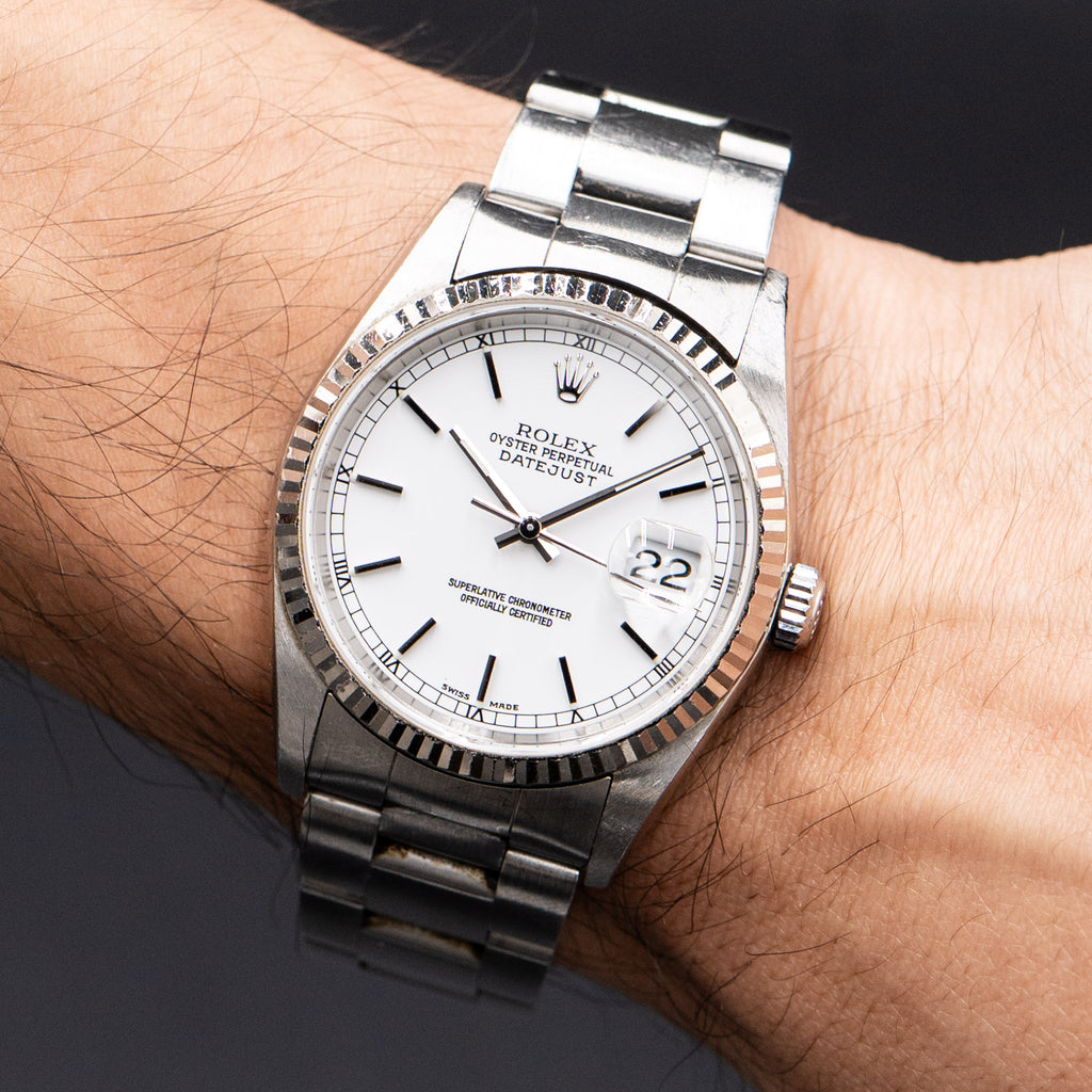 Pre-owned Rolex 16234 Datejust white dial stainless steel watch with box and papers
