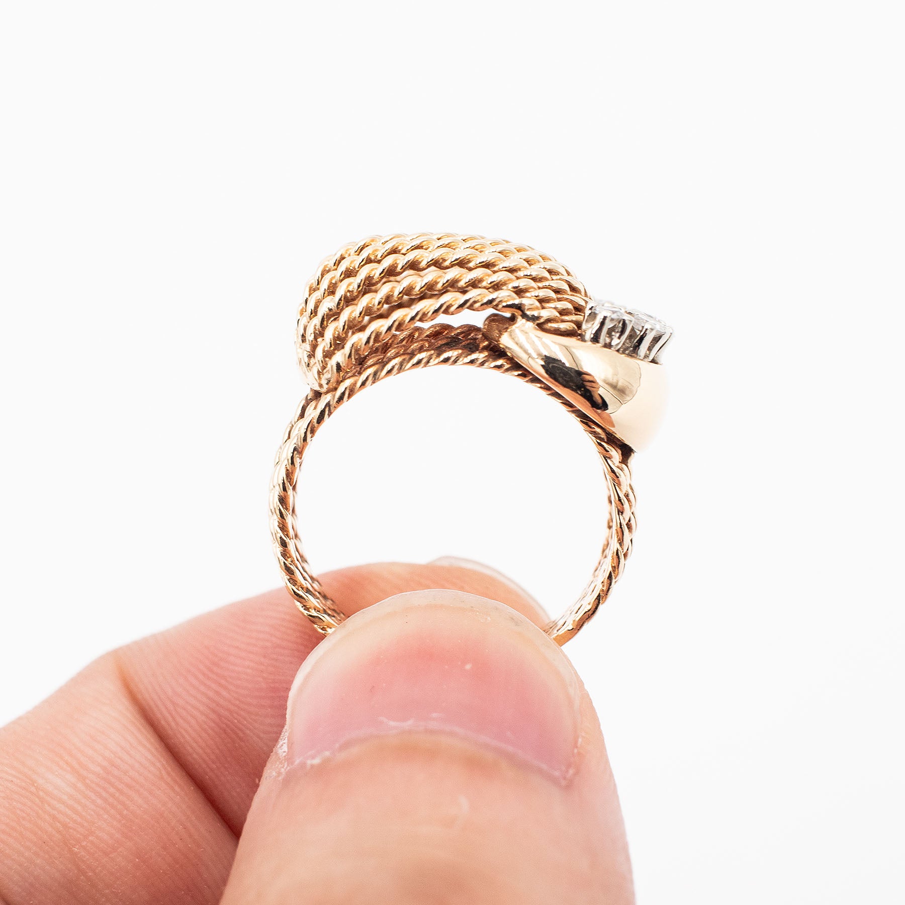 14k Yellow Gold 0.17ctw Diamond Rope Style Ring