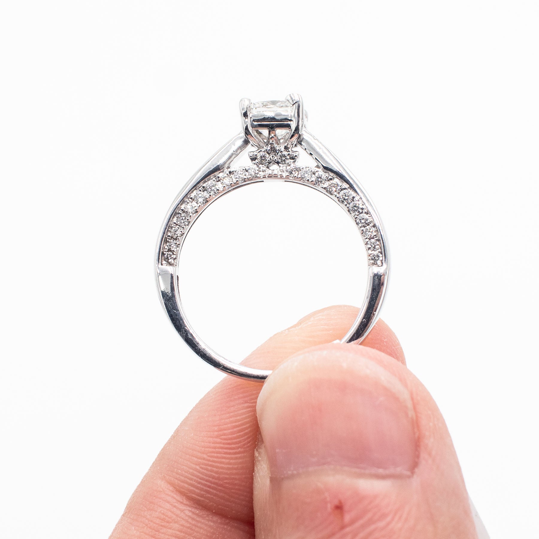 14k White Gold 0.64ctw Modified Brilliant GIA Diamond Engagement Ring