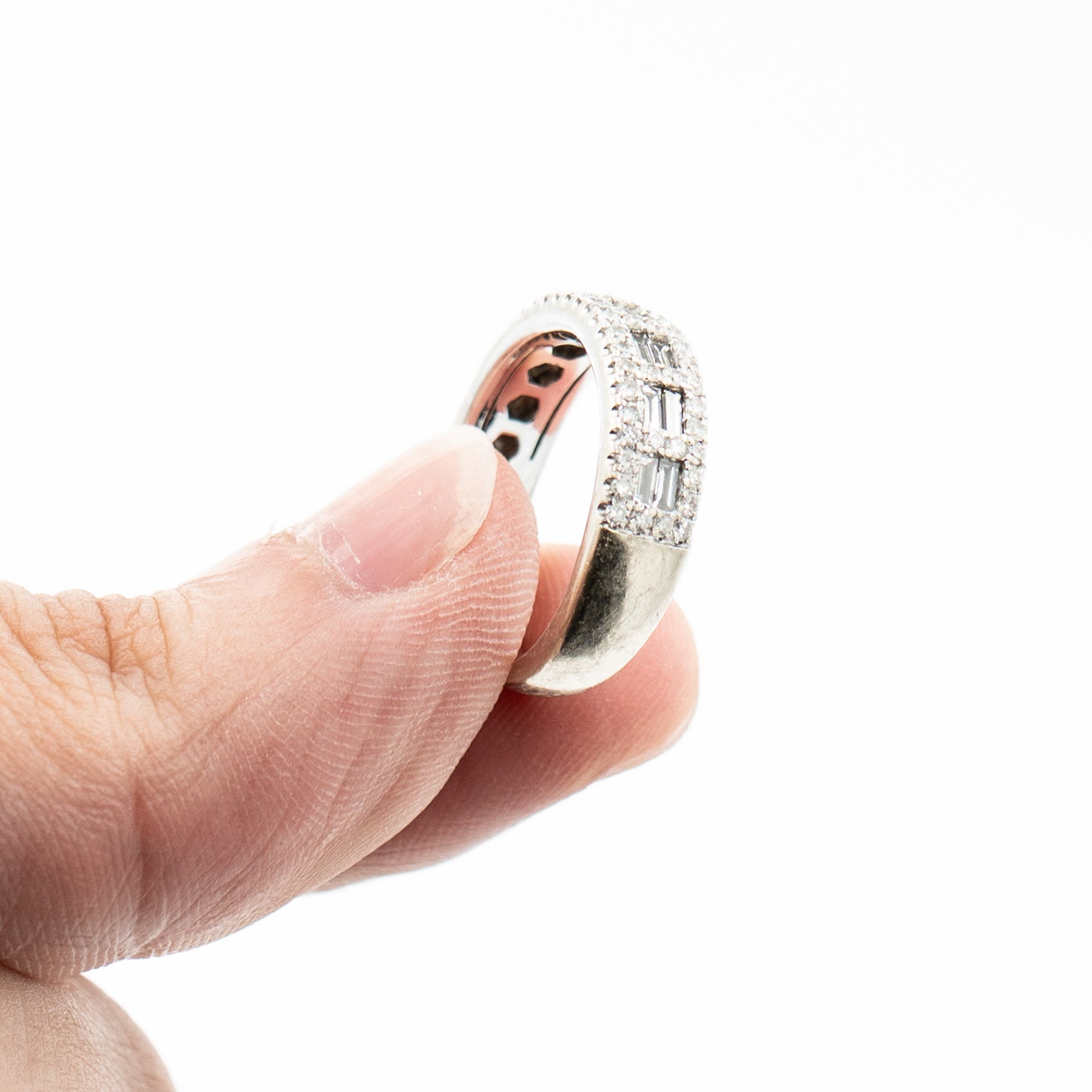 10k White Gold Round & Baguette Cut Diamond Ring