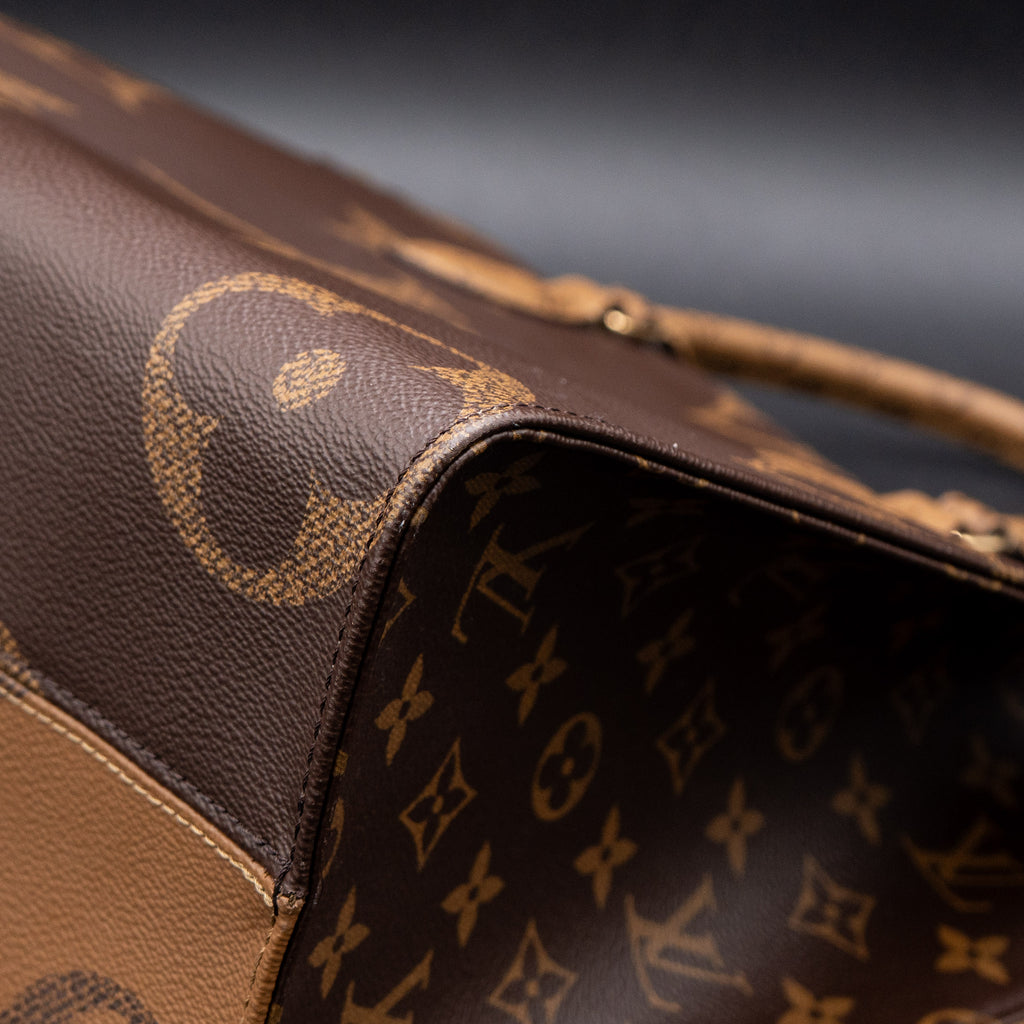 Louis Vuitton On The Go MM Monogram Shoulder Bag