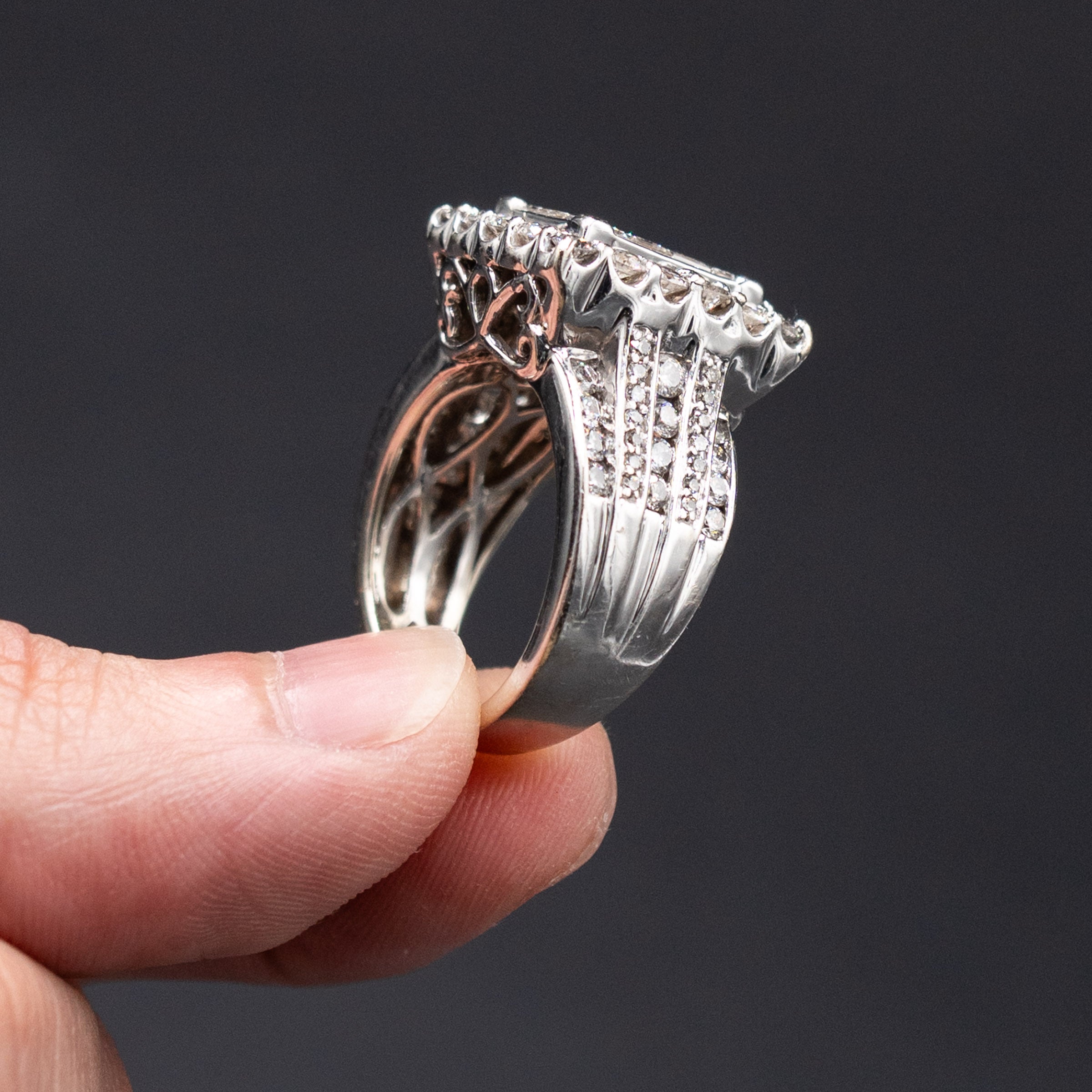 14k White Gold Invisible Set Diamond Pave Ring